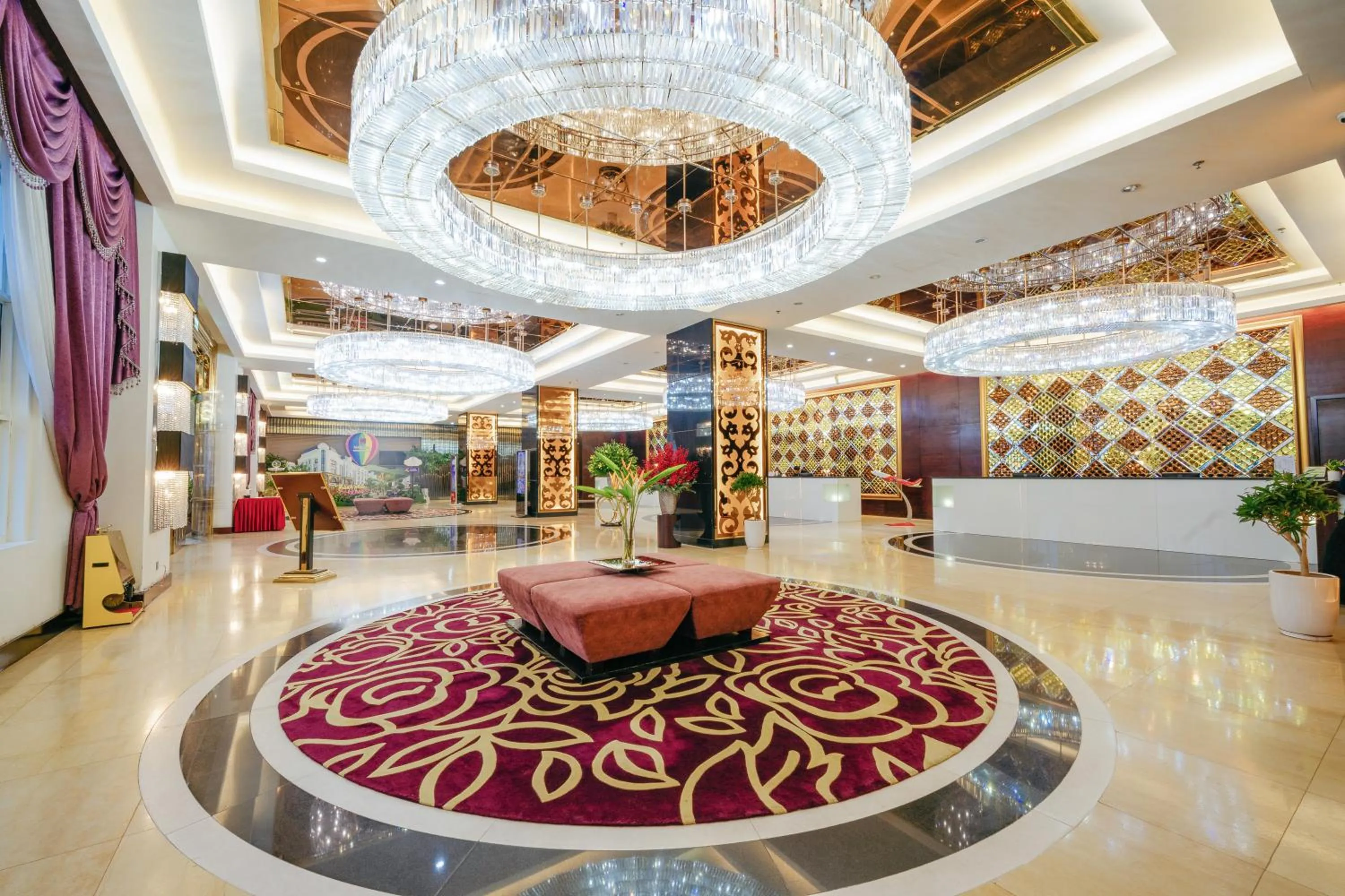 concierge in Royal Halong Hotel