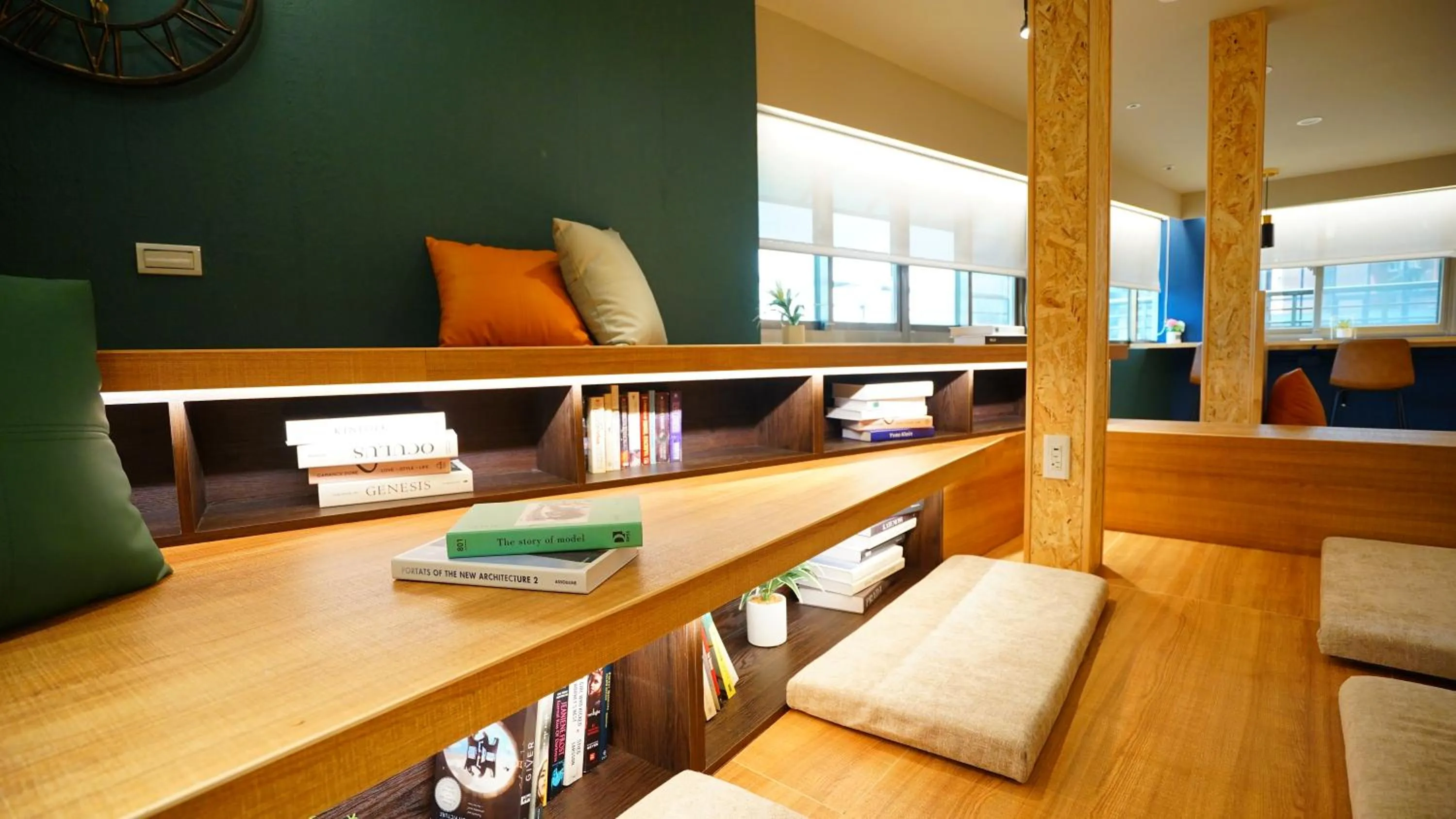 Seating area in RF Hotel - Zhongxiao