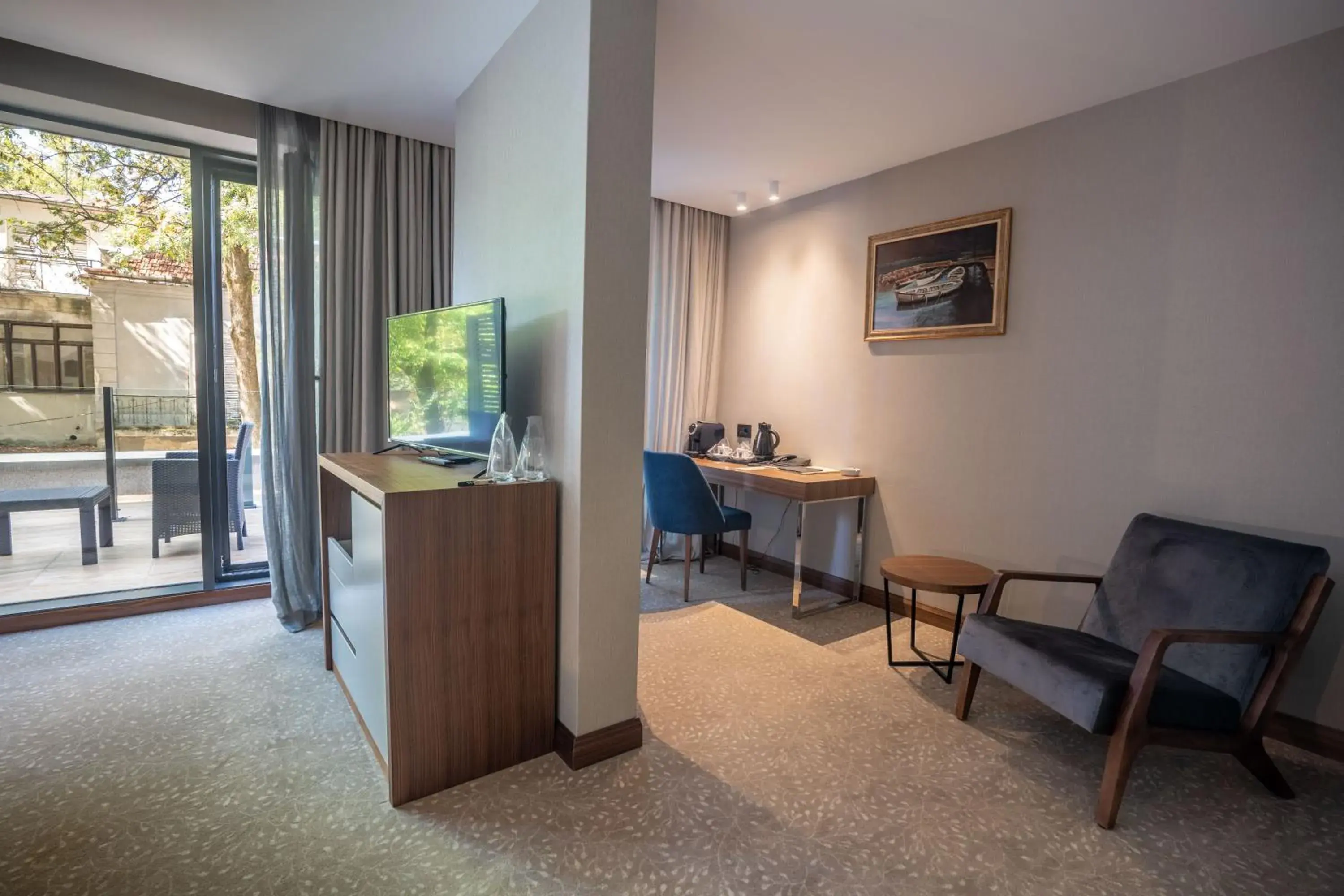 Deluxe Double or Twin Room with Balcony in Hotel Tonanti Deluxe Double or Twin Room with Balcony in Hotel Tonanti