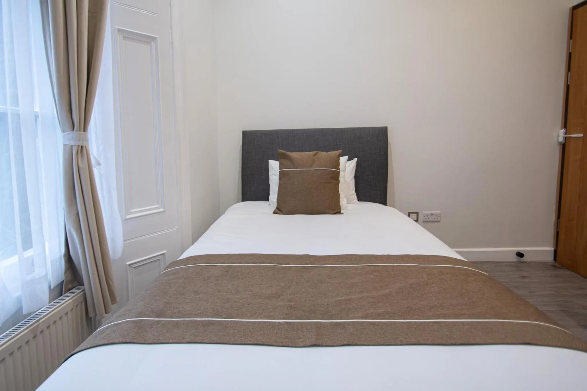 Bed in New Kent Apartments