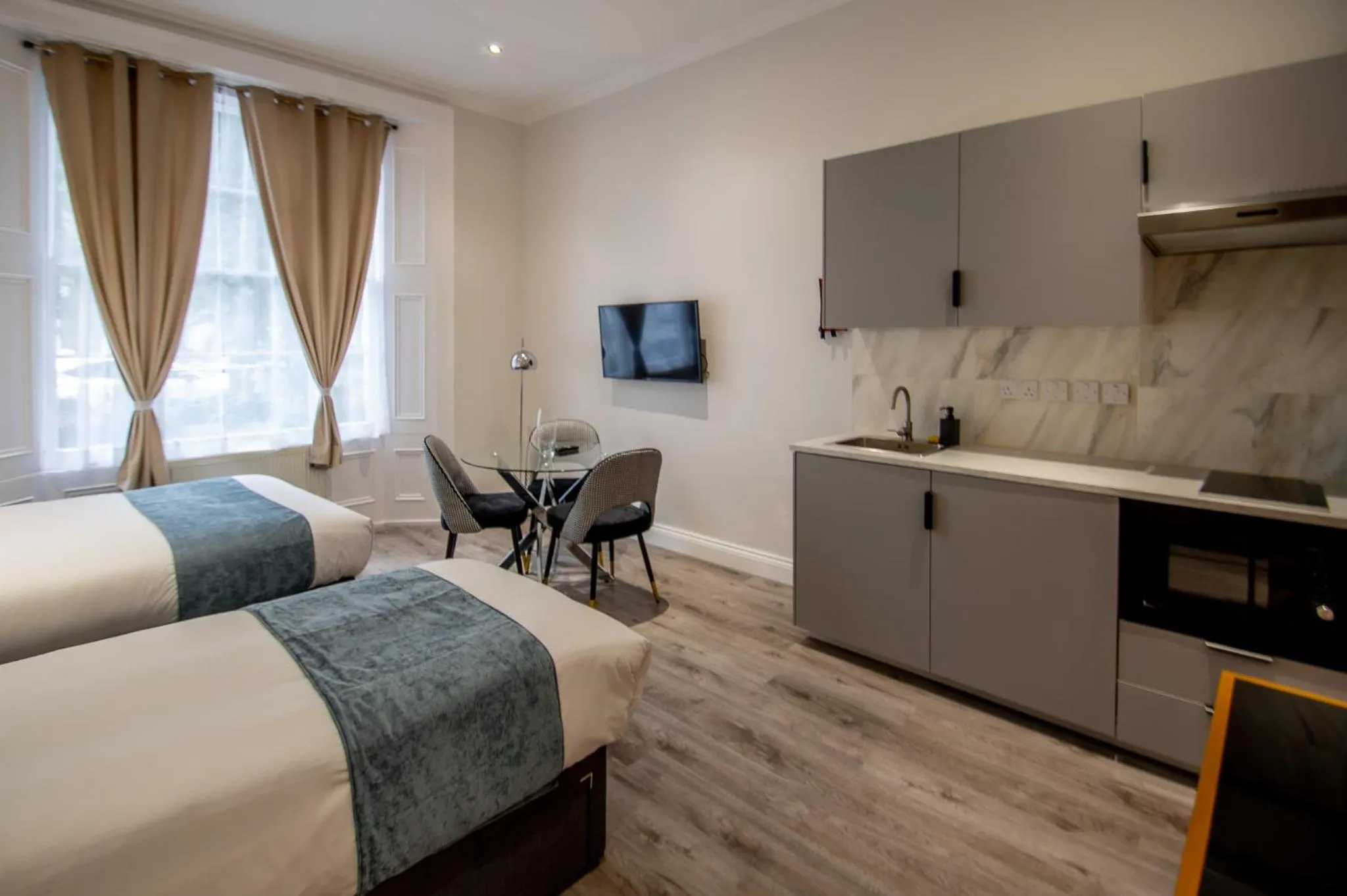 Bed in New Kent Apartments