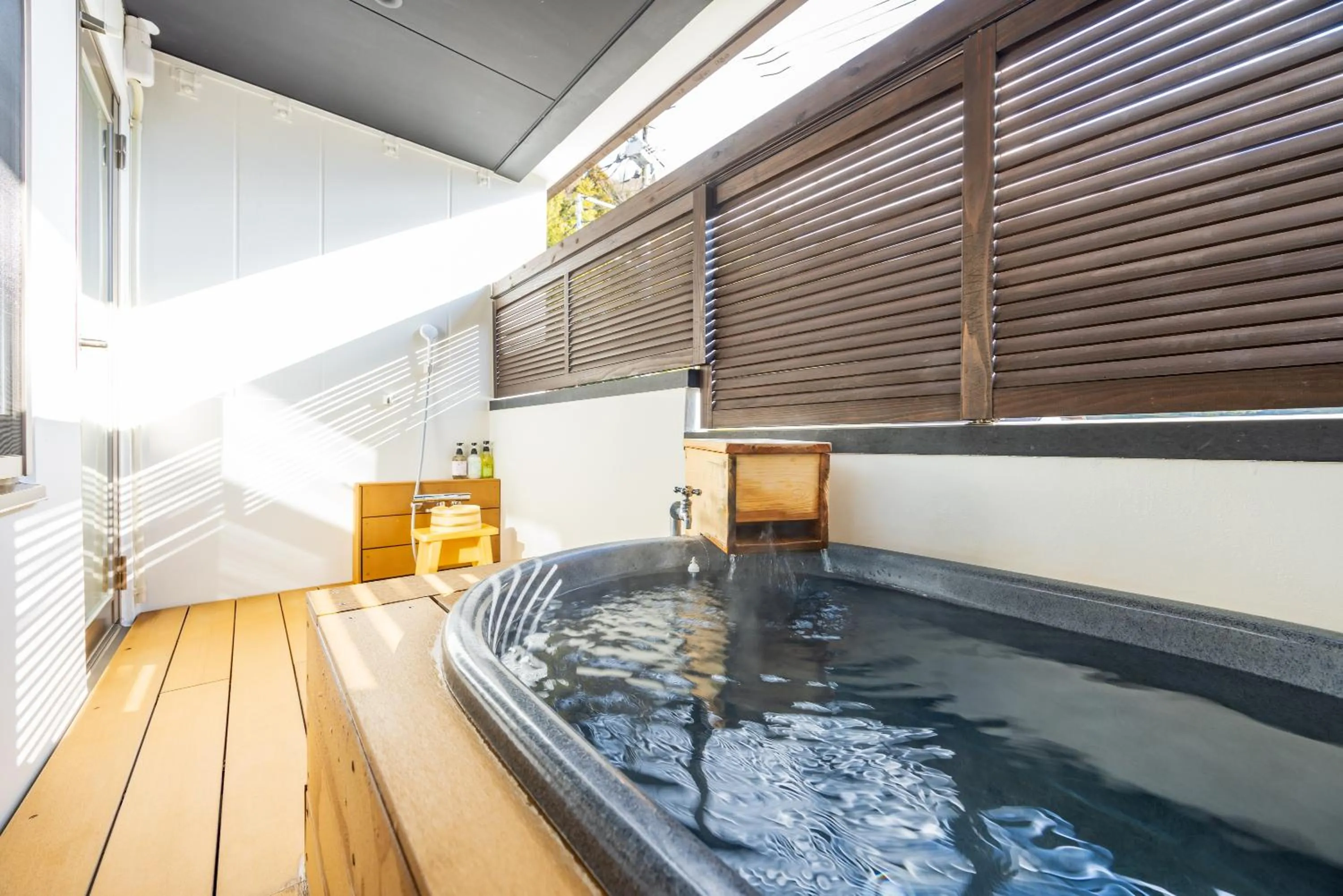 Open Air Bath in Hidamari Ichinoyu