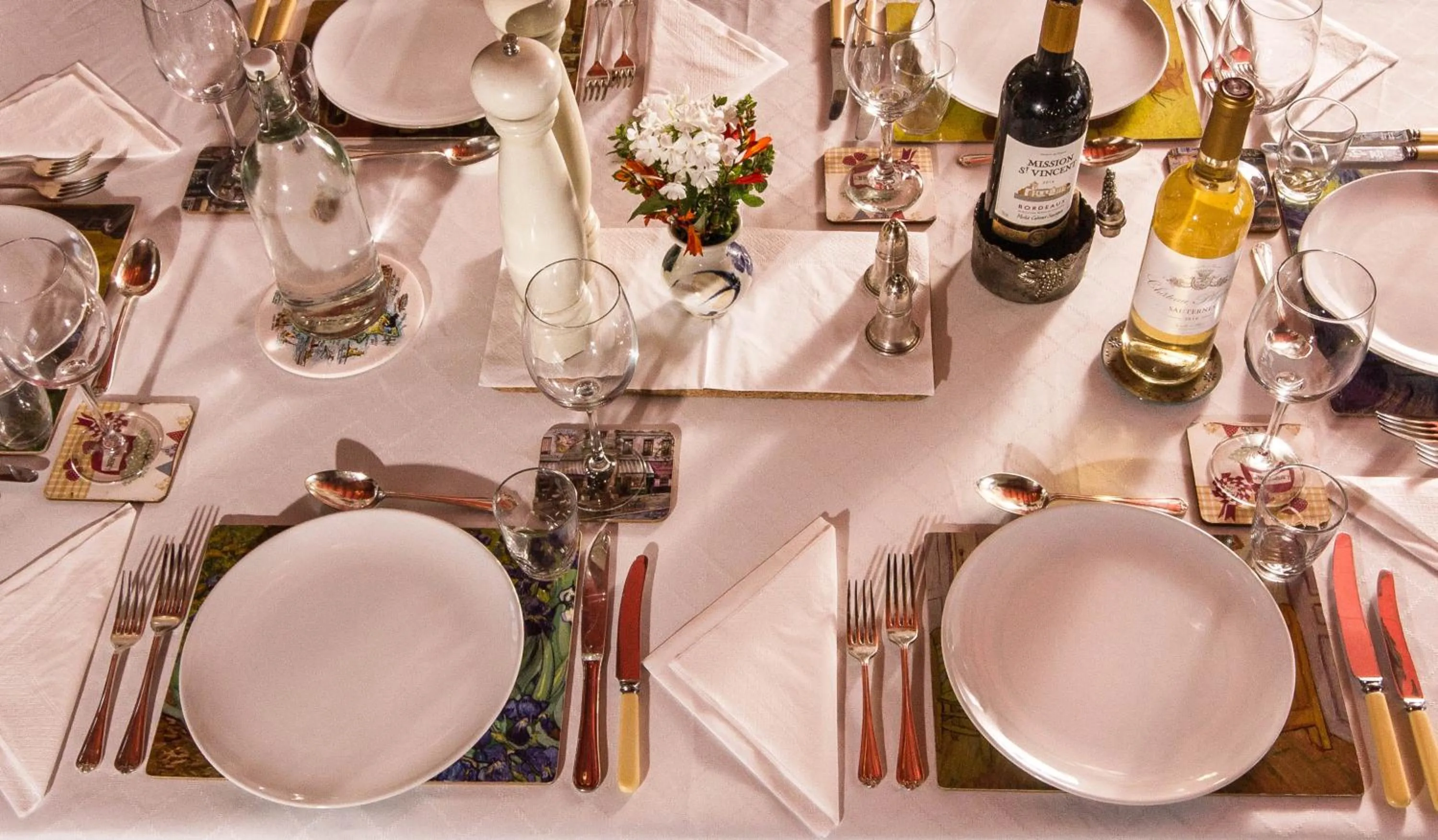 Dinner in Les Quatre Siècles