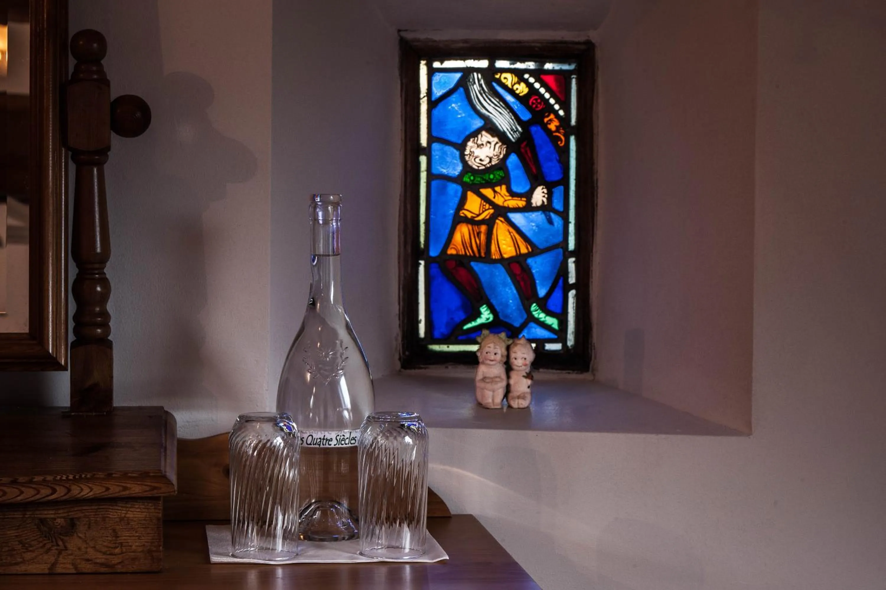 Decorative detail in Les Quatre Siècles