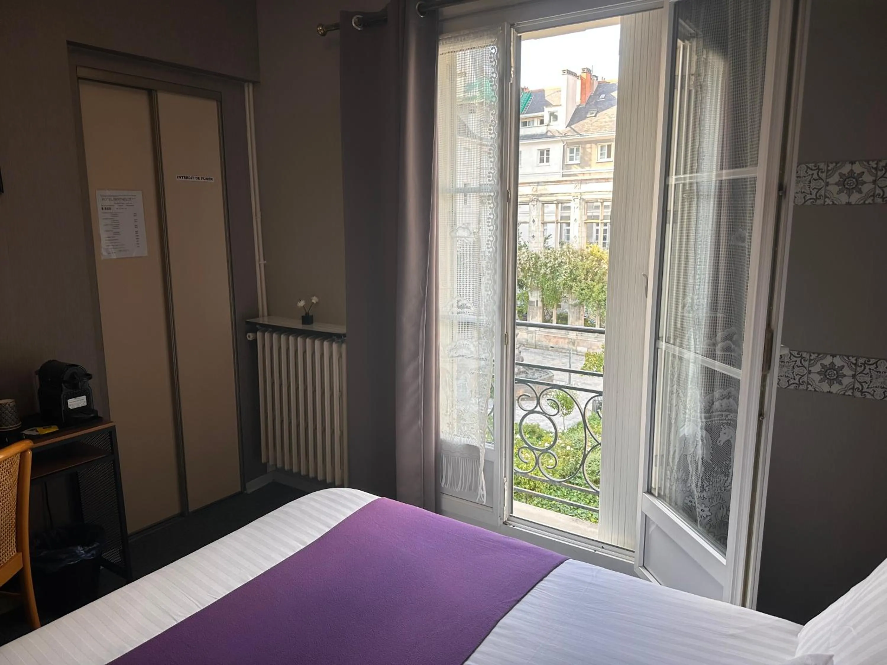View (from property/room), Bed in Hotel Berthelot