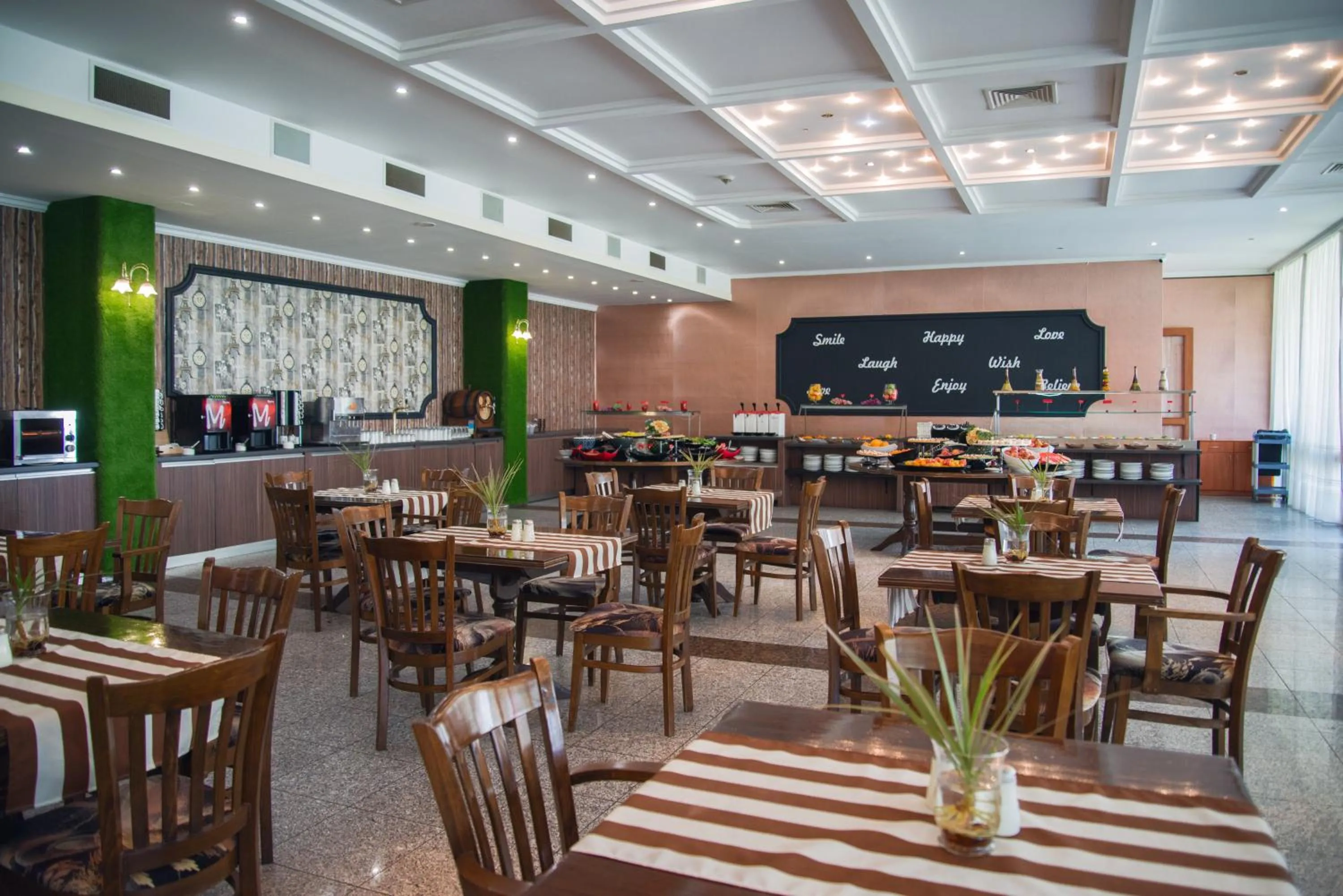 Restaurant/places to eat in Mercury Hotel- All Inclusive