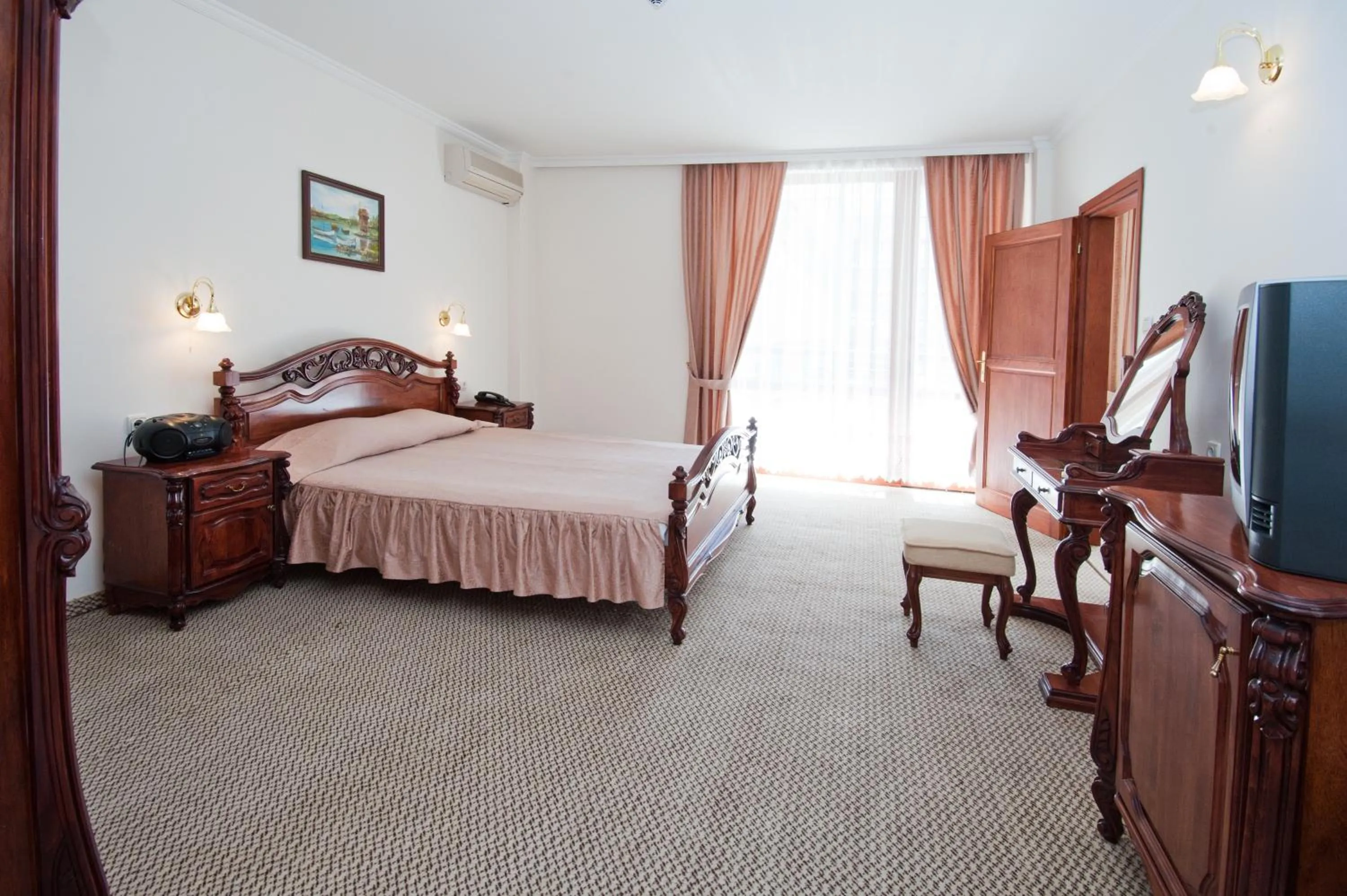 Bed in Mercury Hotel- All Inclusive