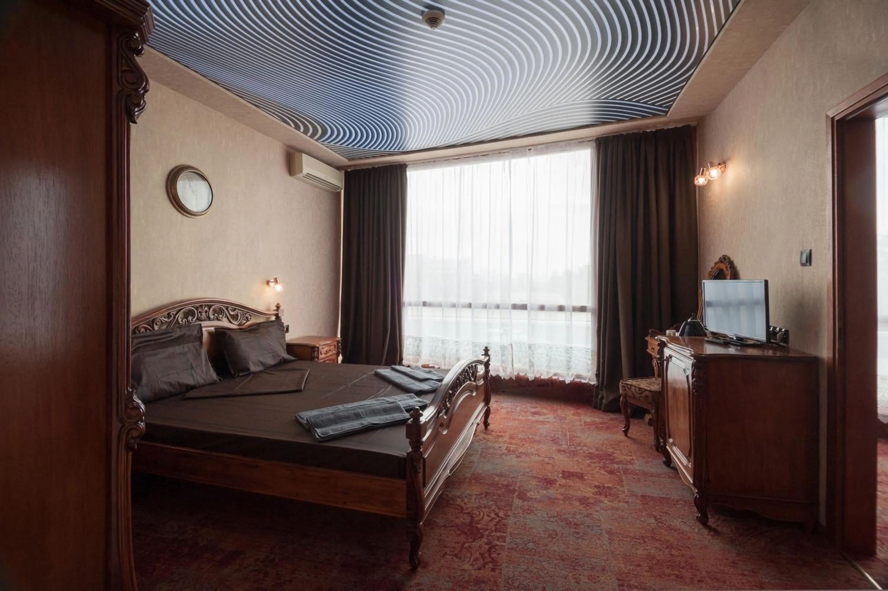 Bedroom, Bed in Mercury Hotel- All Inclusive