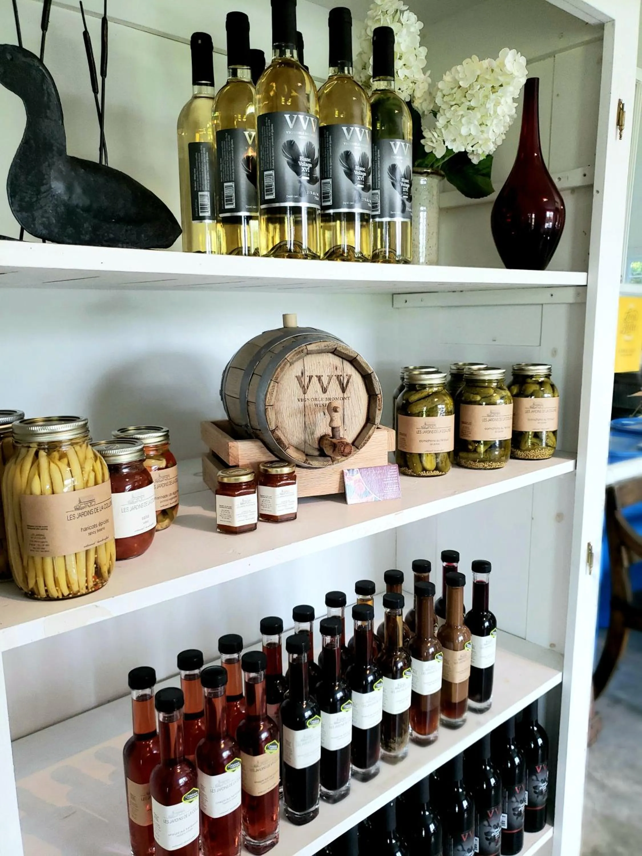 On-site shops in Auberge du Vignoble Bromont