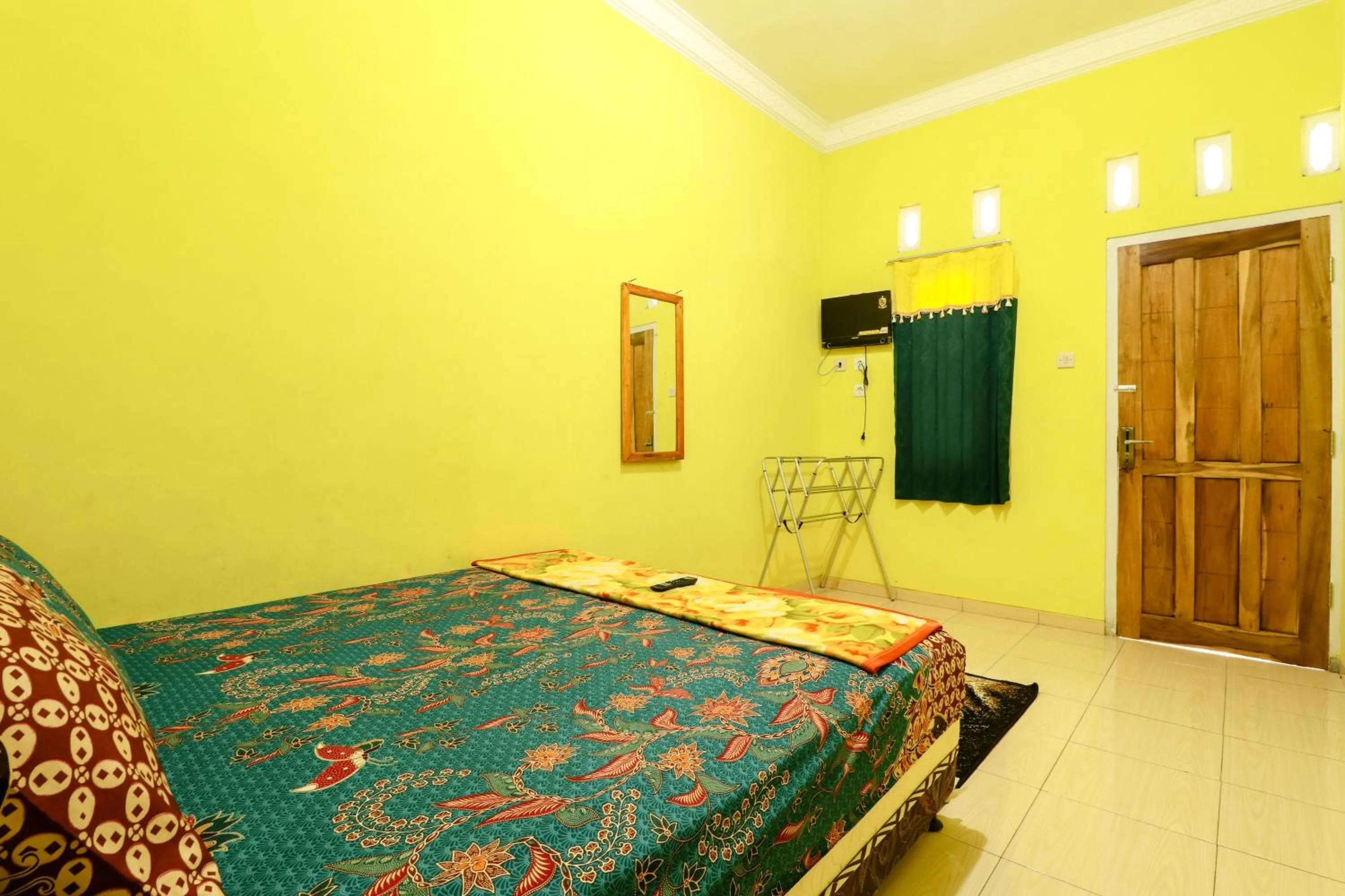 Bed in Willy Homestay Borobudur
