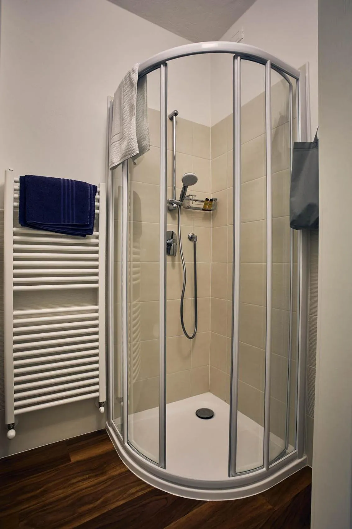 Shower in Hotel Paradiso Conca d'Oro