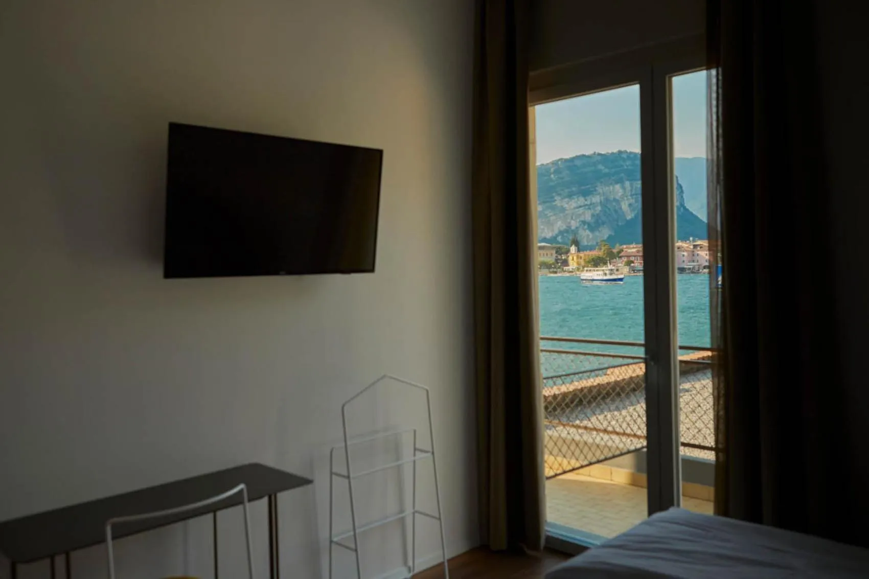 View (from property/room), Bed in Hotel Paradiso Conca d'Oro