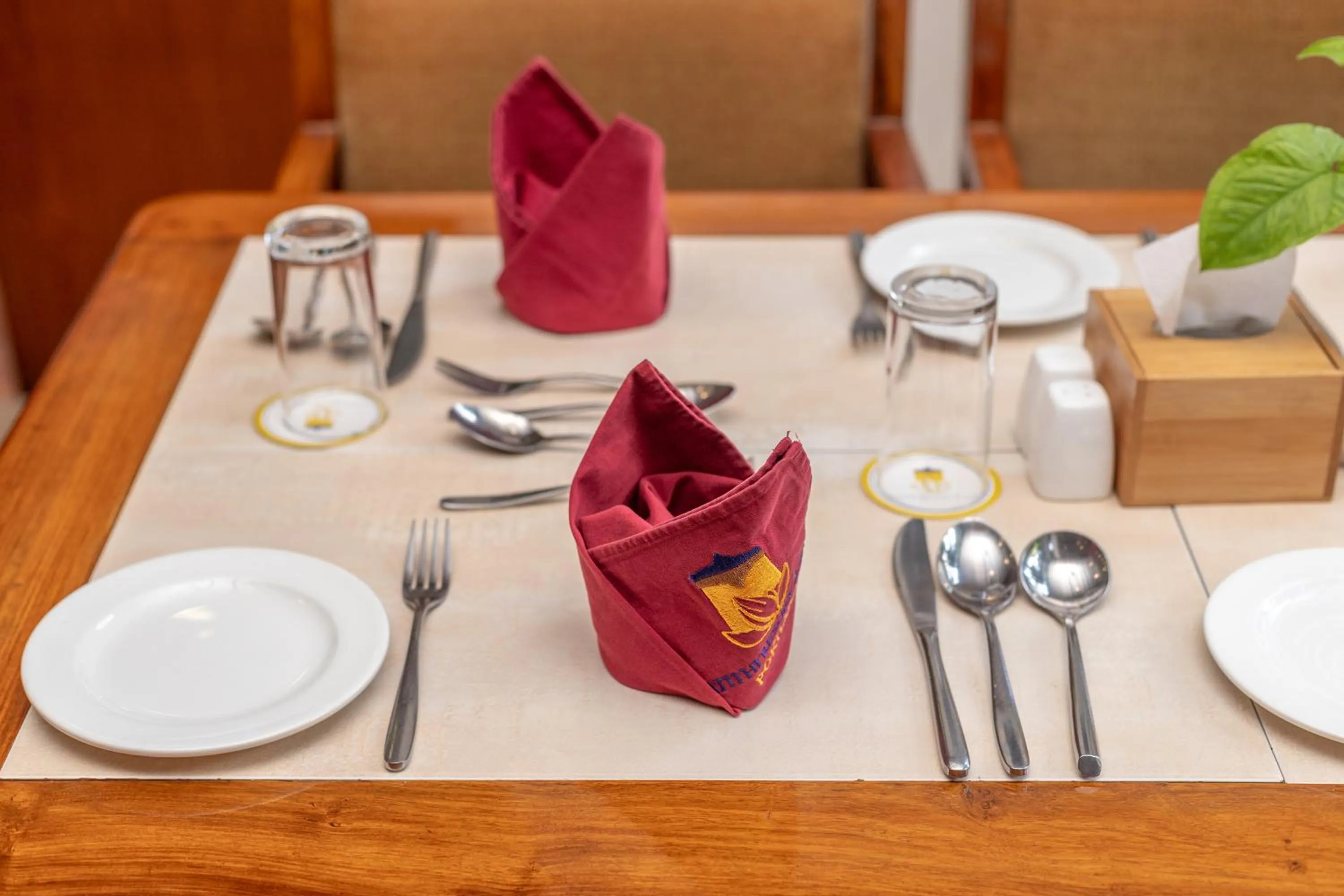 Restaurant/places to eat in Atithi Resort & Spa