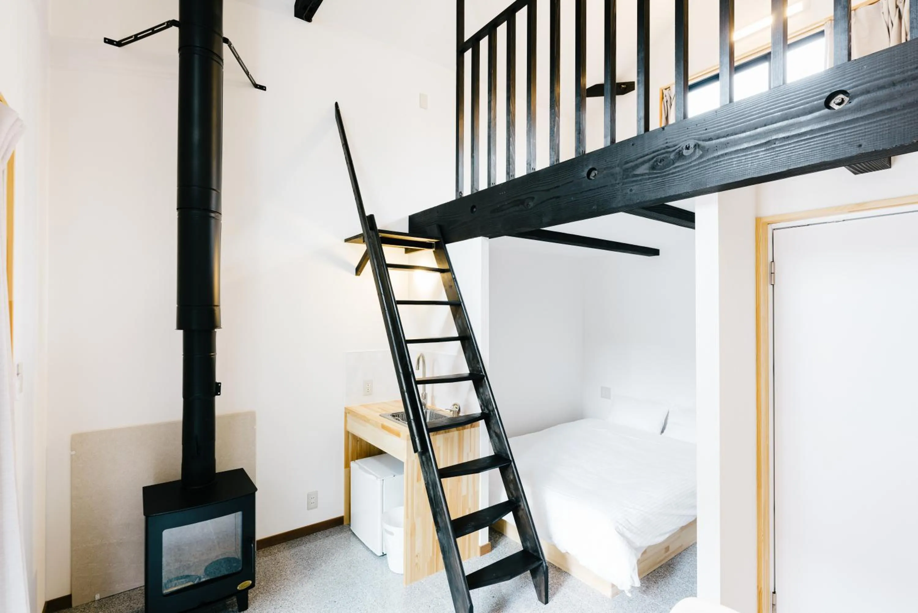 Bed in B&B MIKAWA - Kanazawa Fish Harbour