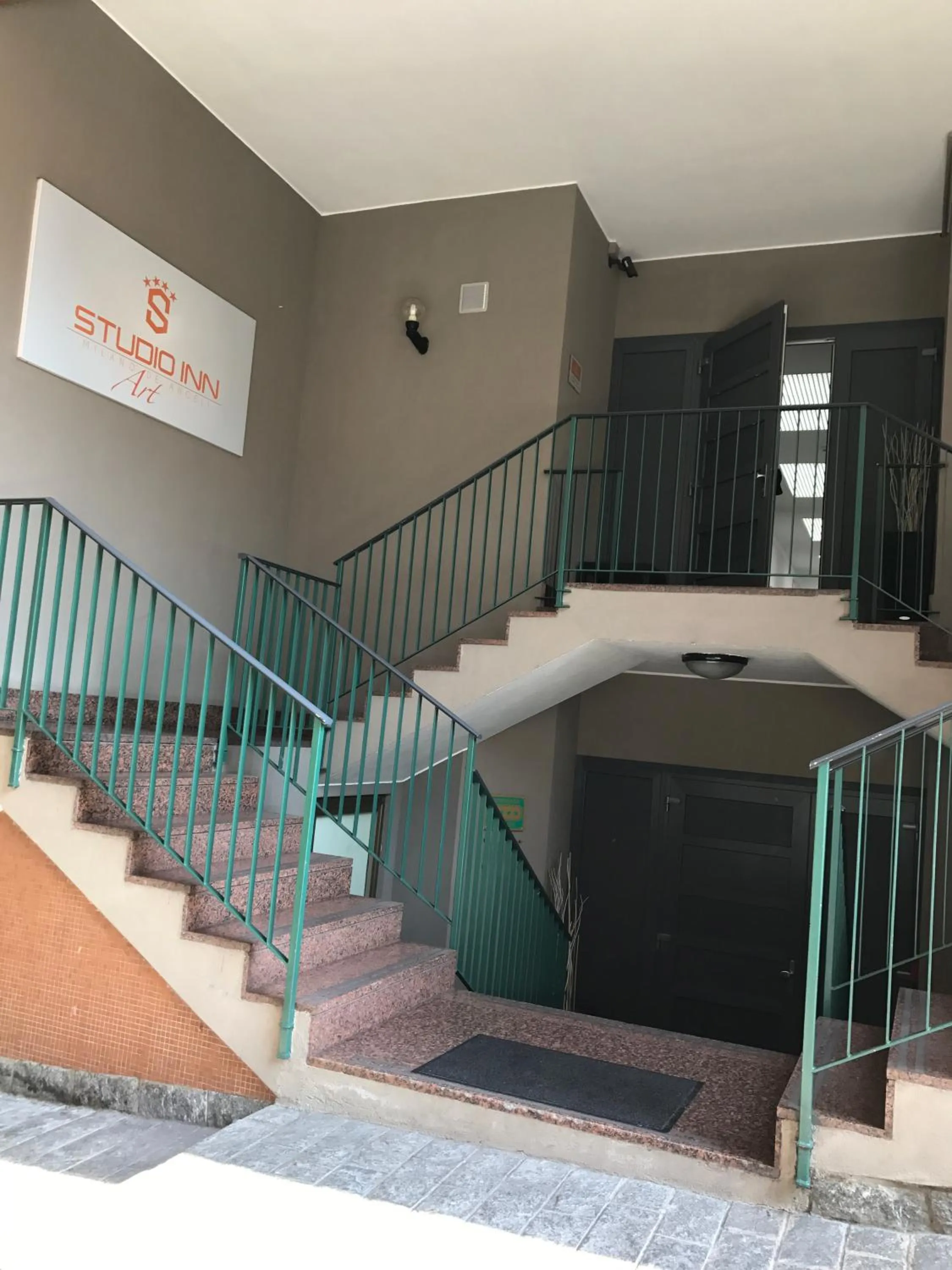 Facade/entrance in Studio Inn De Angeli