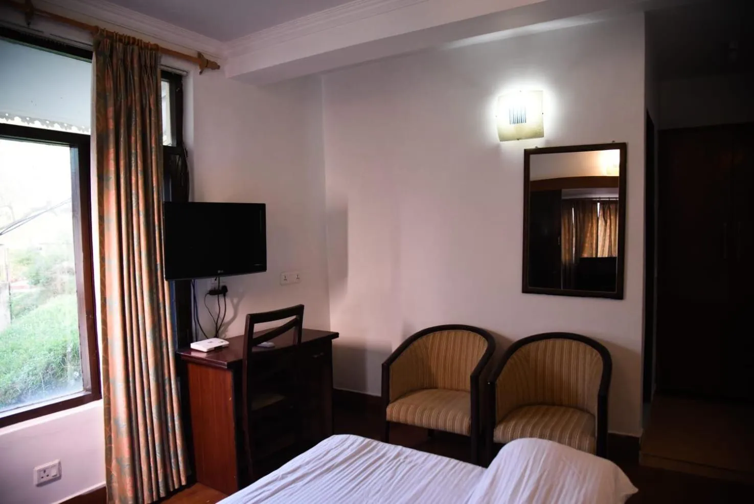 Bed in Dragon I Resorts