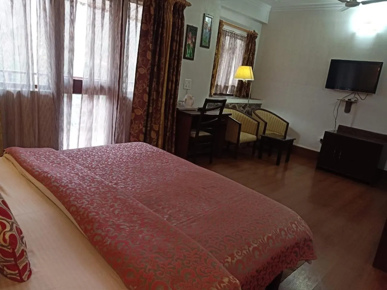 Bed in Dragon I Resorts