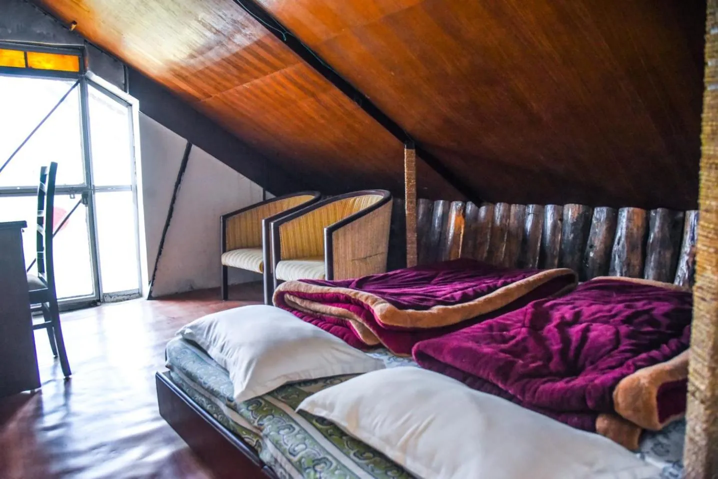 Bed in Dragon I Resorts