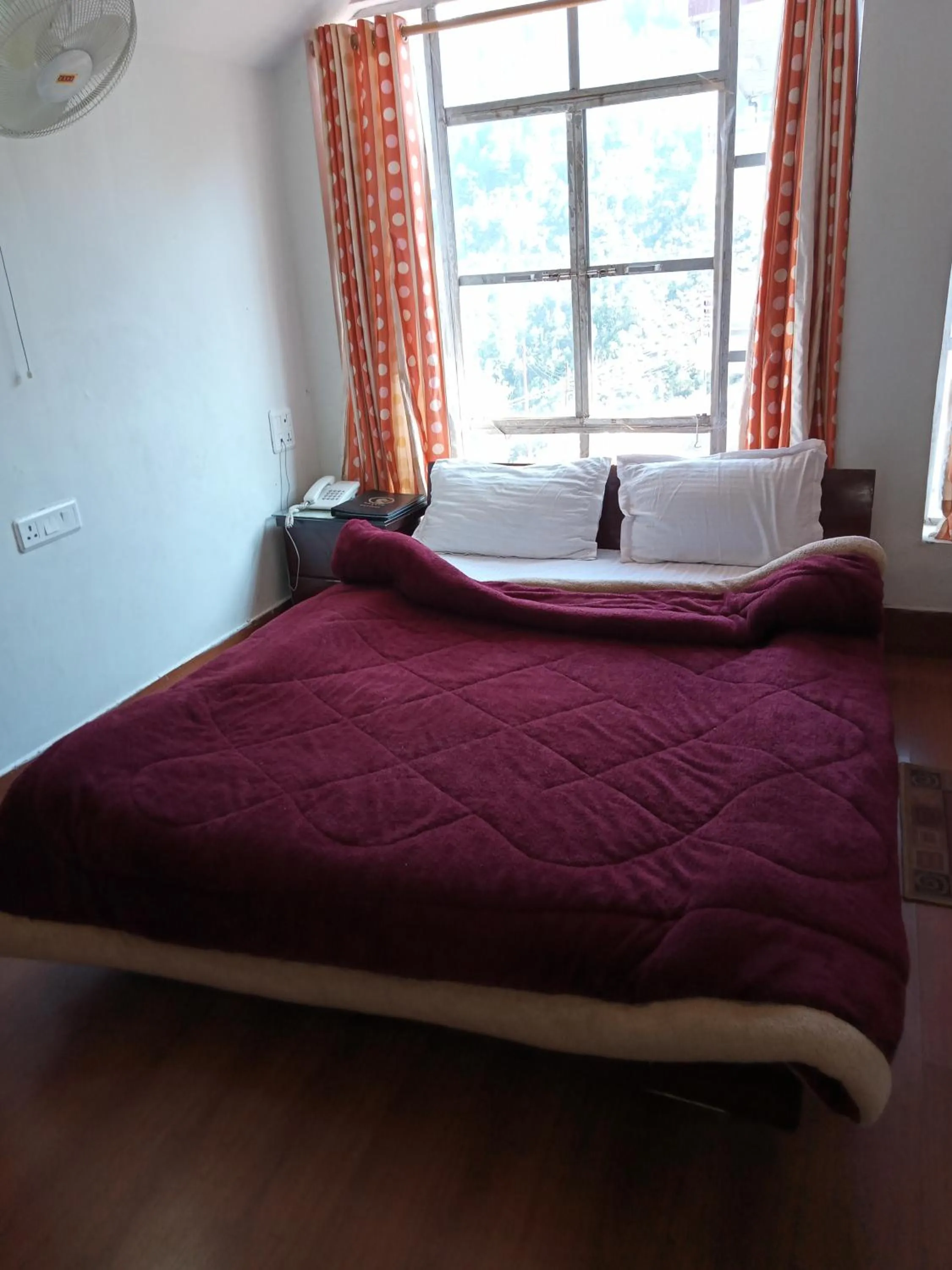 Bed in Dragon I Resorts