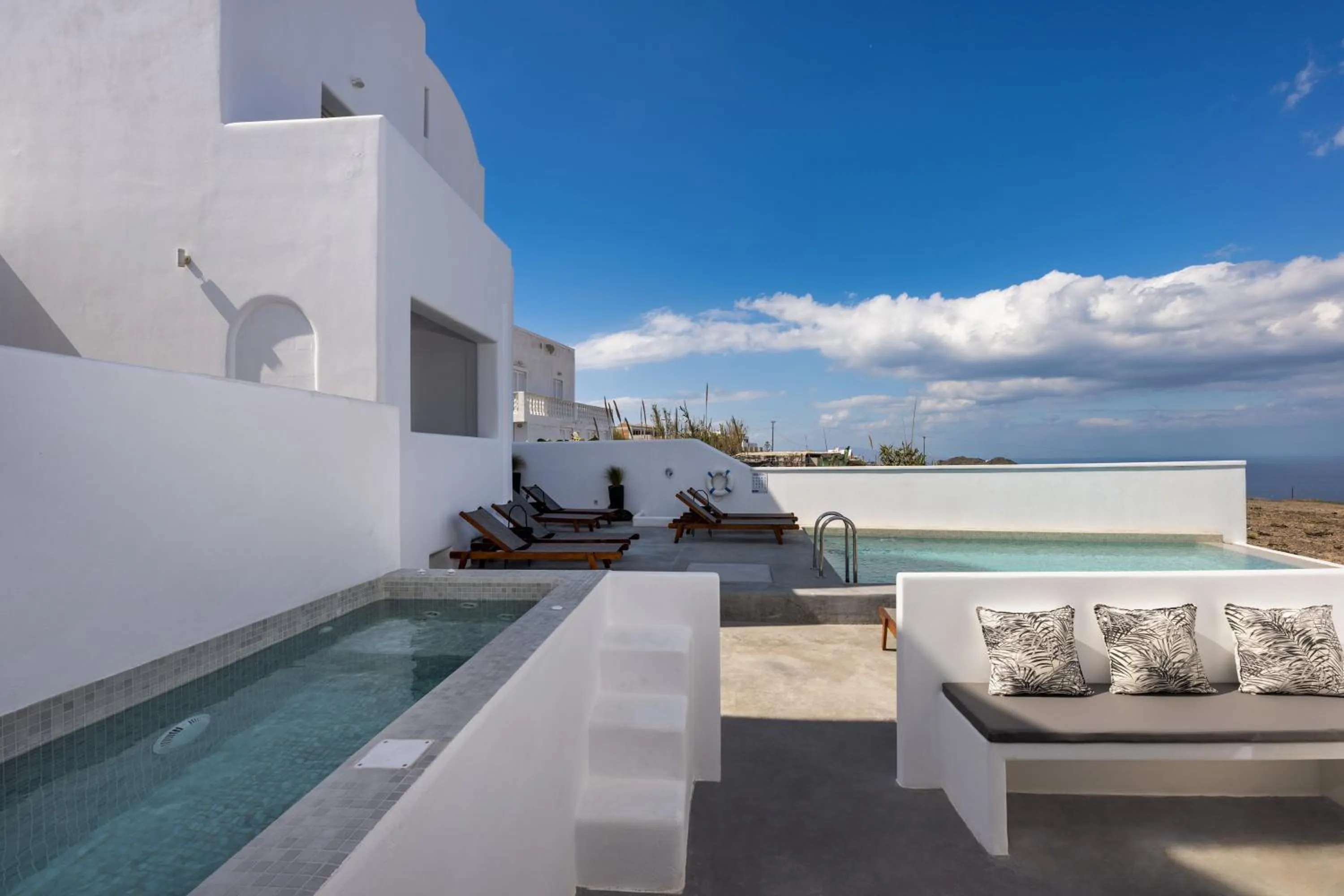 Hot Tub in Seven Suites