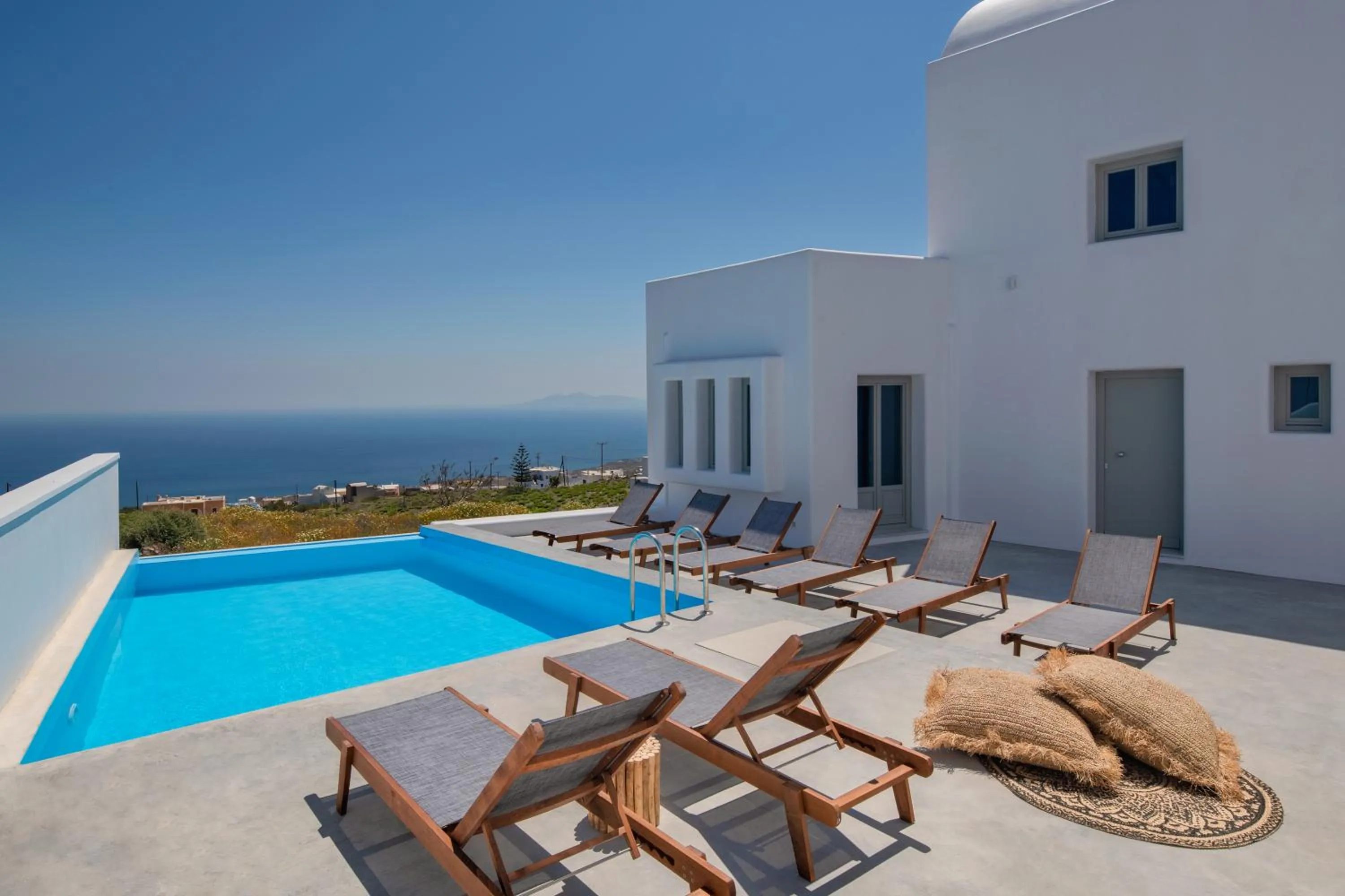 Property building in Seven Suites