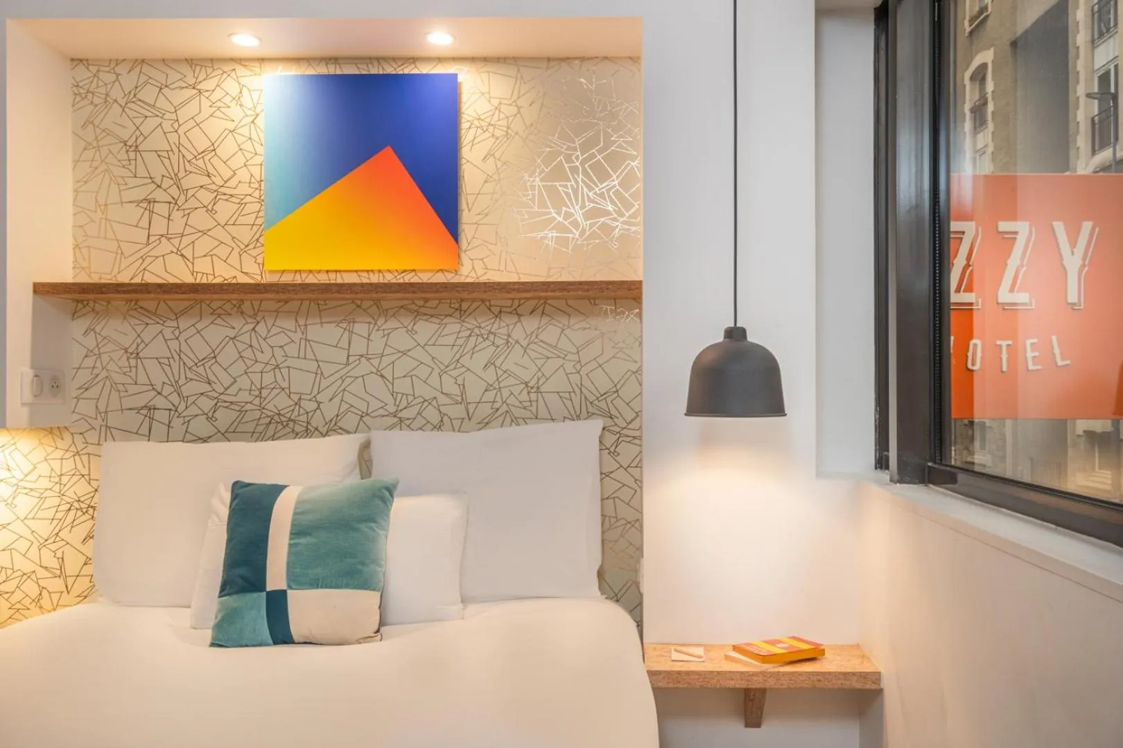 Bedroom, Bed in Hotel Izzy