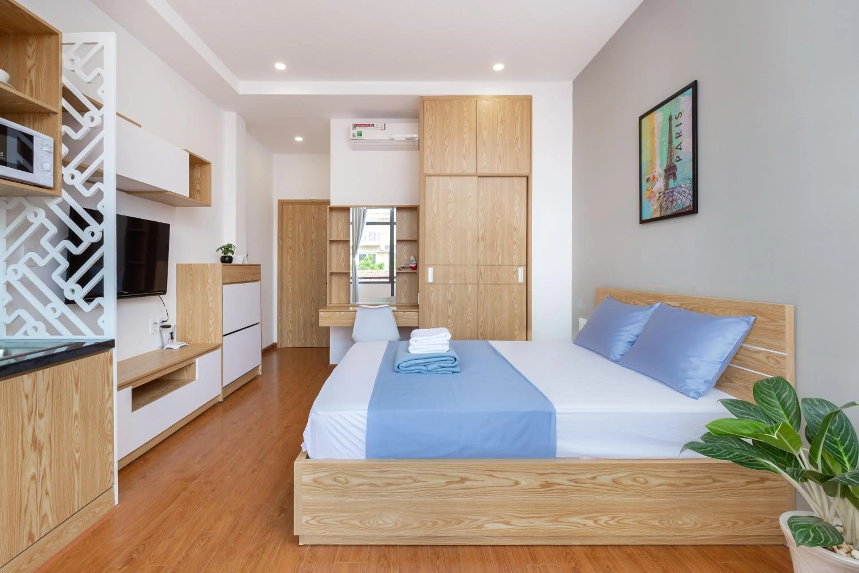 Bedroom, Bed in Cozrum Homes Lý Chính Thắng