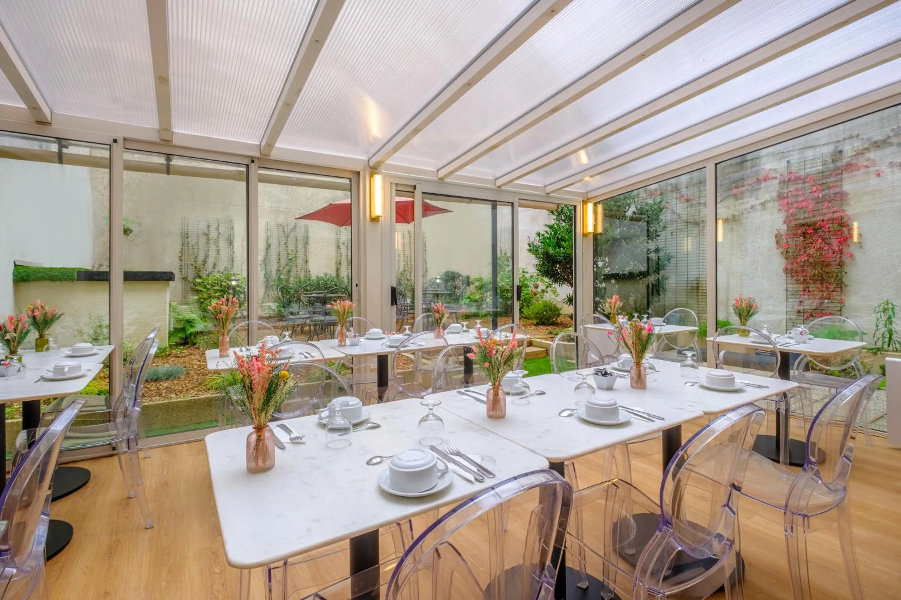 Garden in Dièse Hôtel Bastille