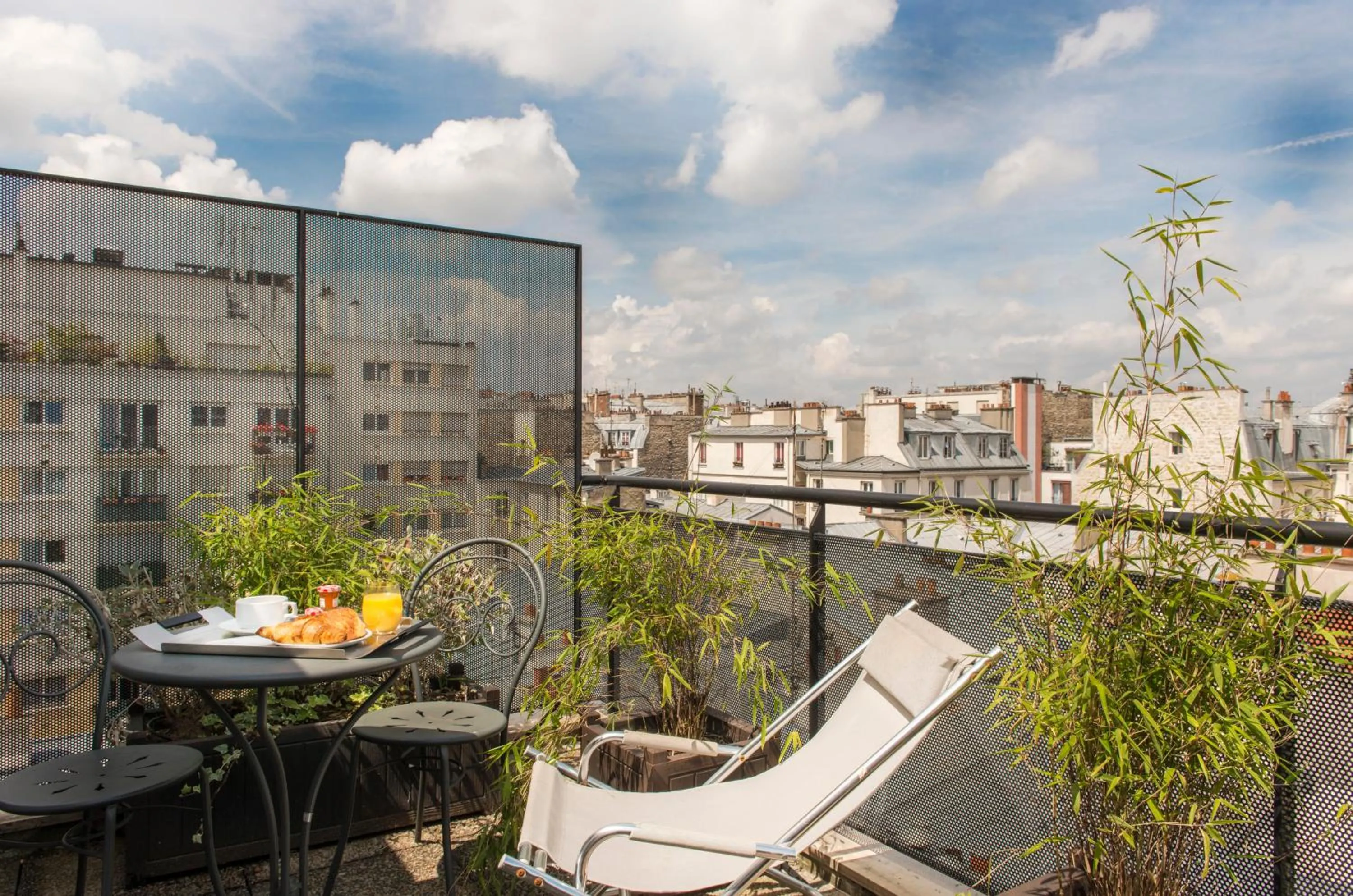 Bed in Dièse Hôtel Bastille