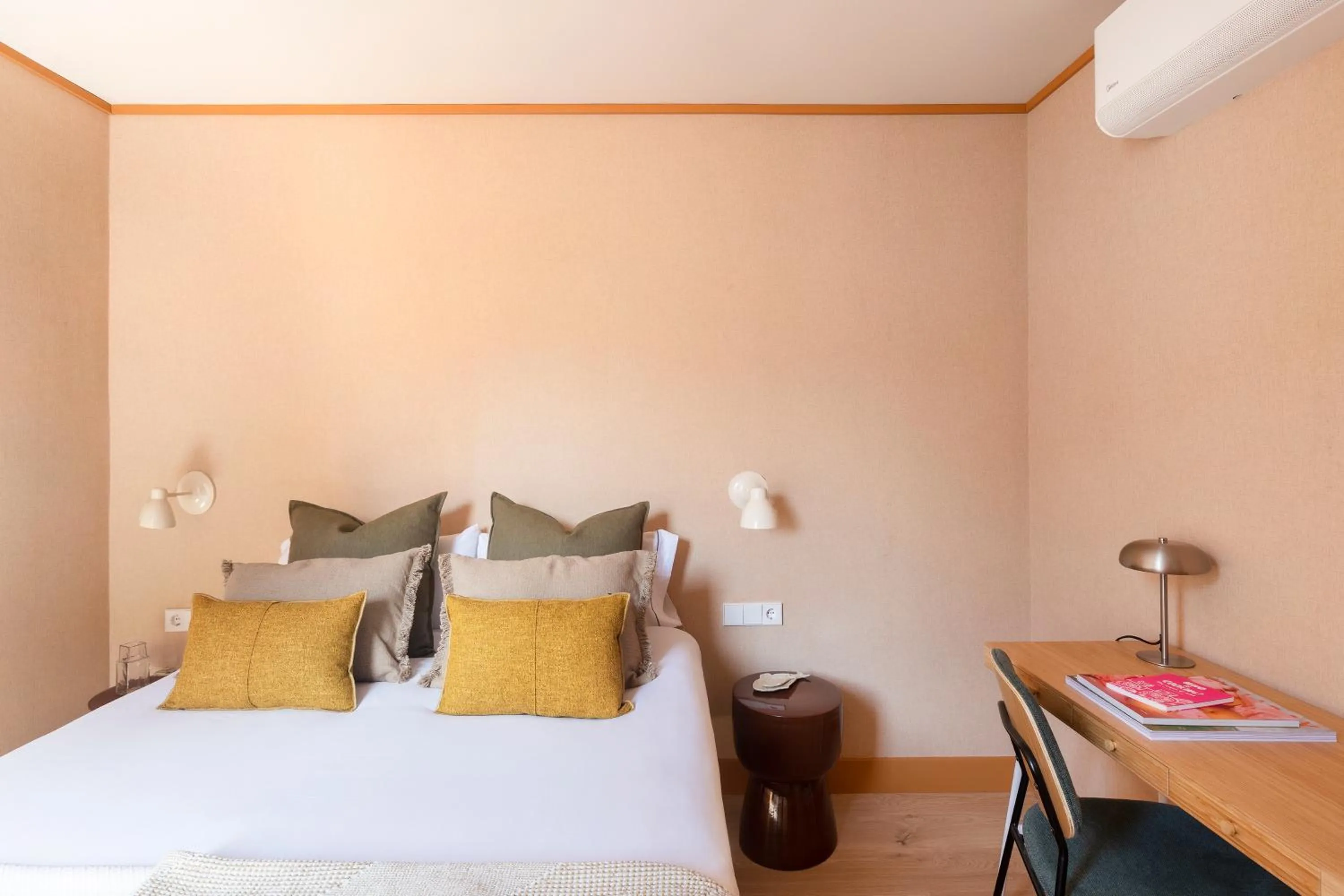 Bedroom, Bed in C211 Barcelona - Simaba Group