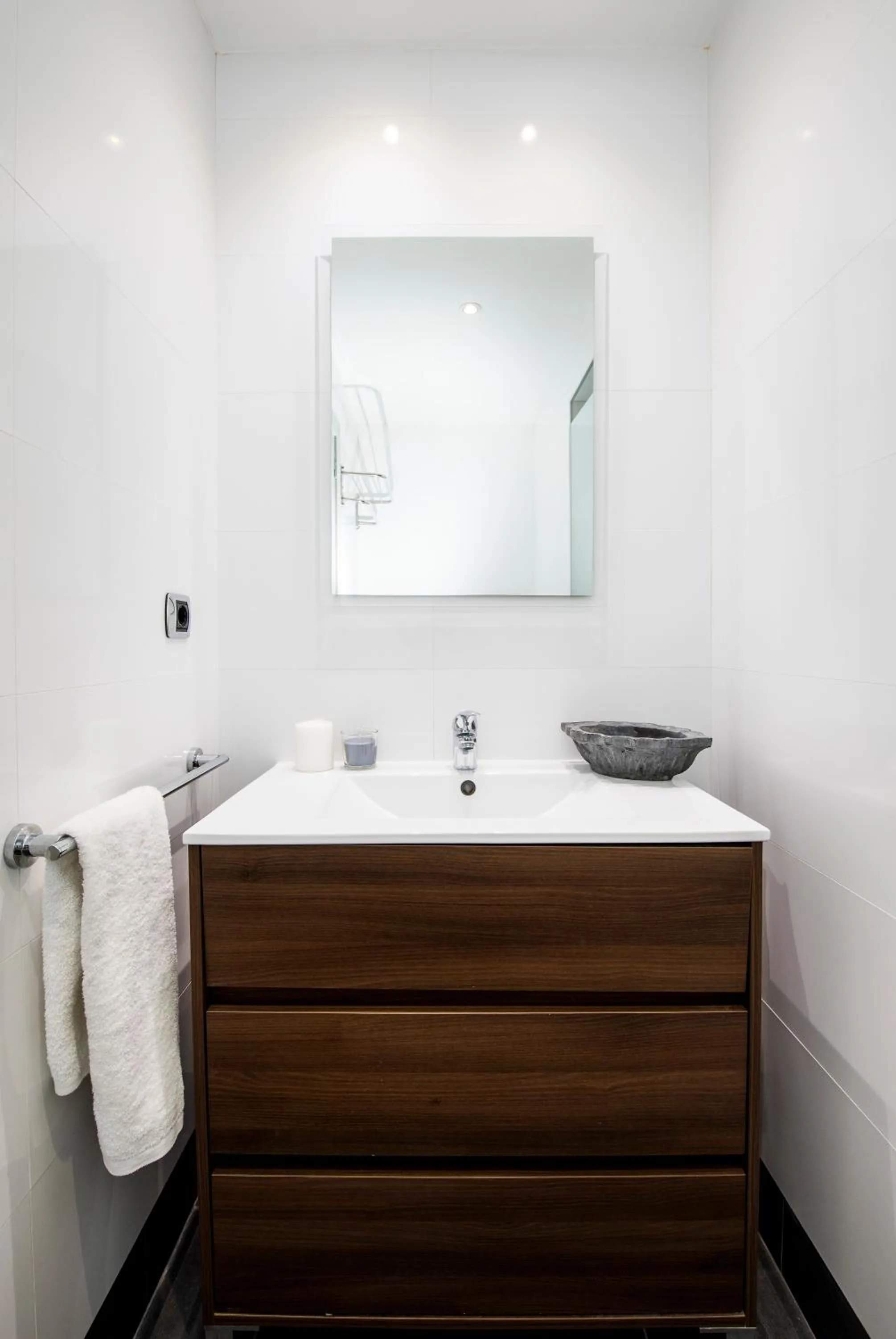 Toilet in C211 Barcelona - Simaba Group