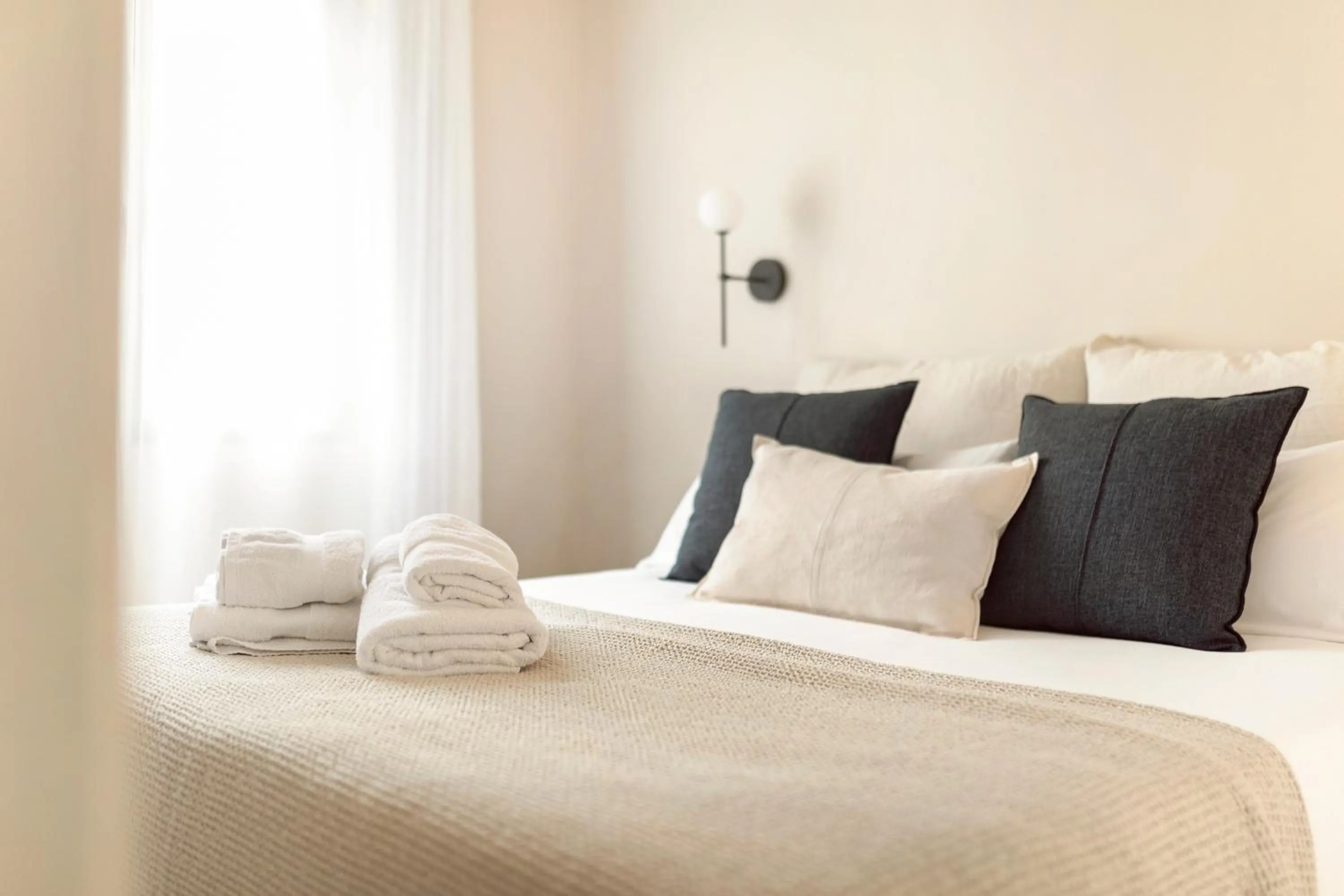 Bedroom, Bed in C211 Barcelona - Simaba Group