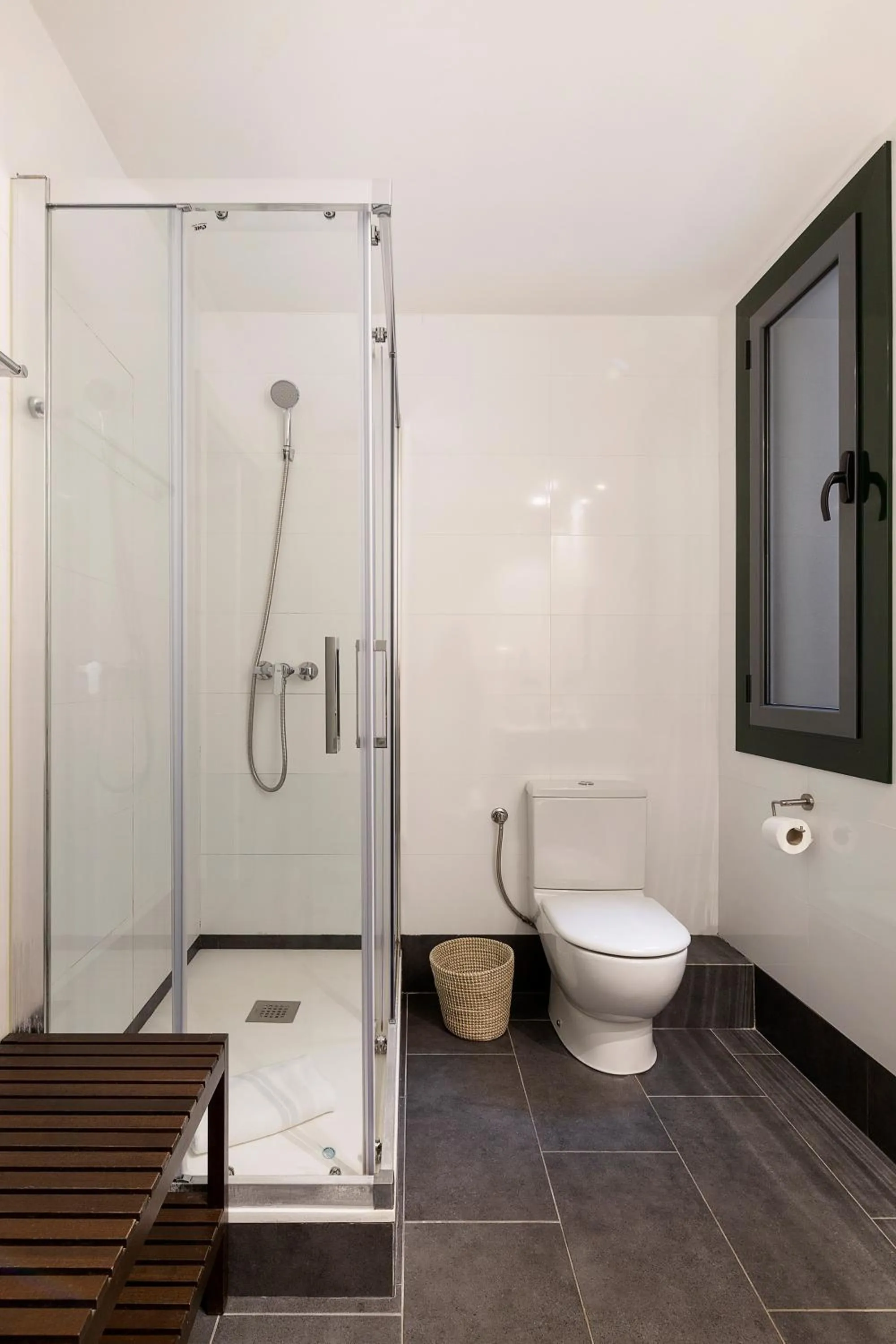 Bathroom in C211 Barcelona - Simaba Group