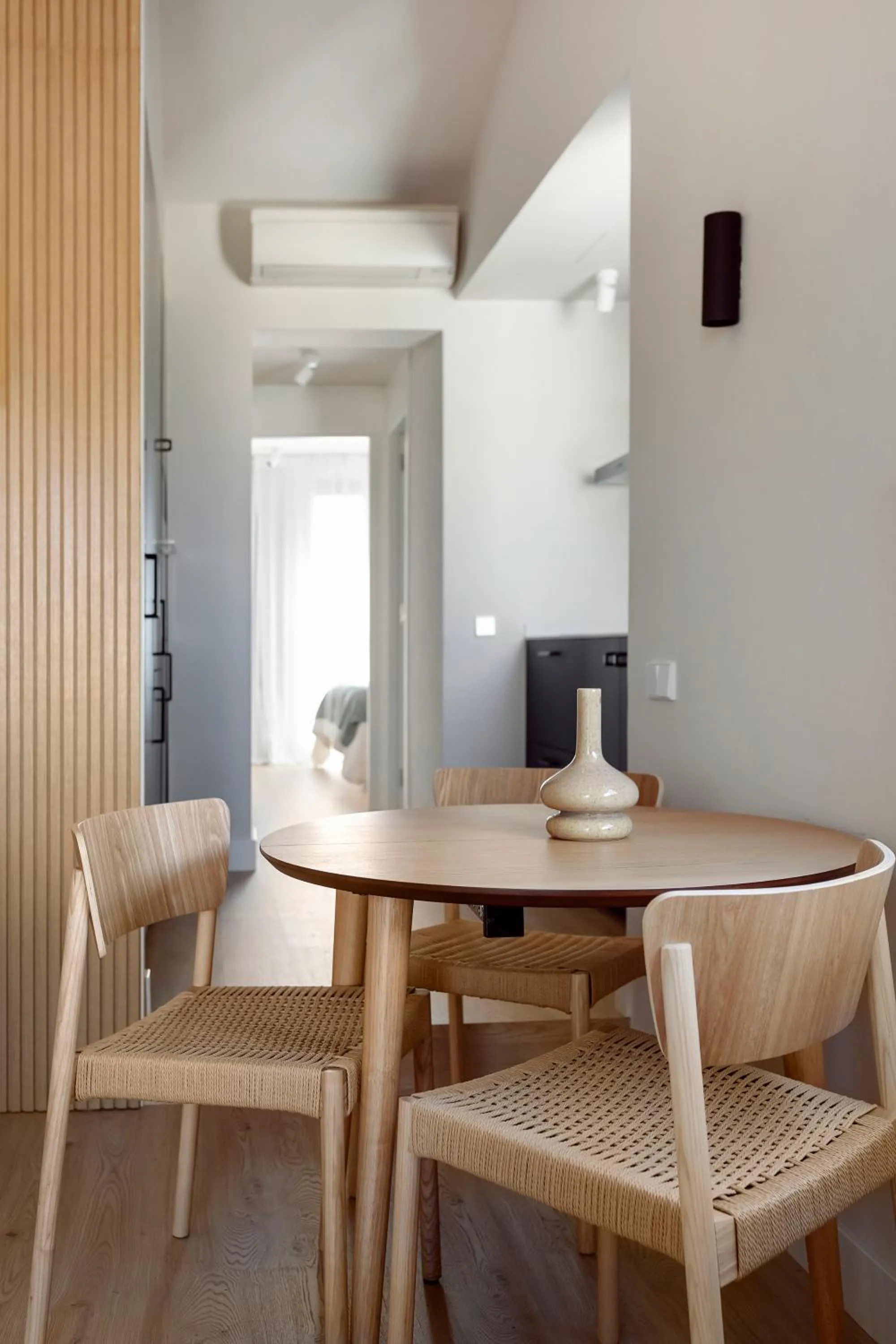 Dining area in C211 Barcelona - Simaba Group