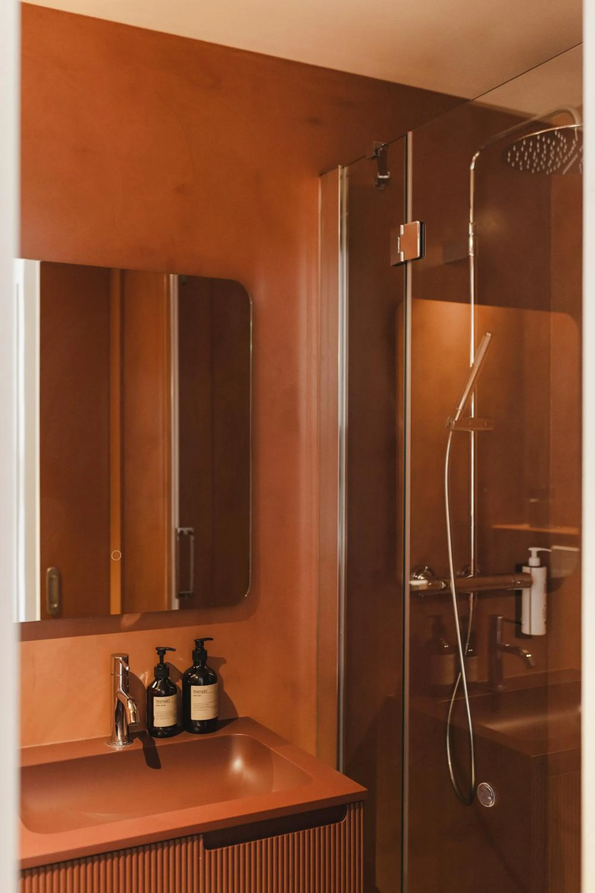 Bathroom in C211 Barcelona - Simaba Group