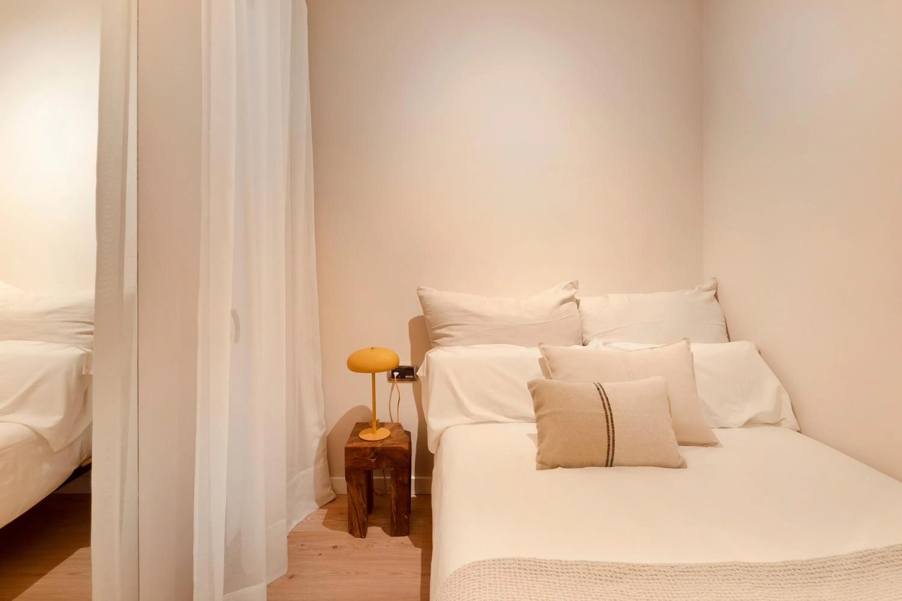 Bedroom, Bed in C211 Barcelona - Simaba Group