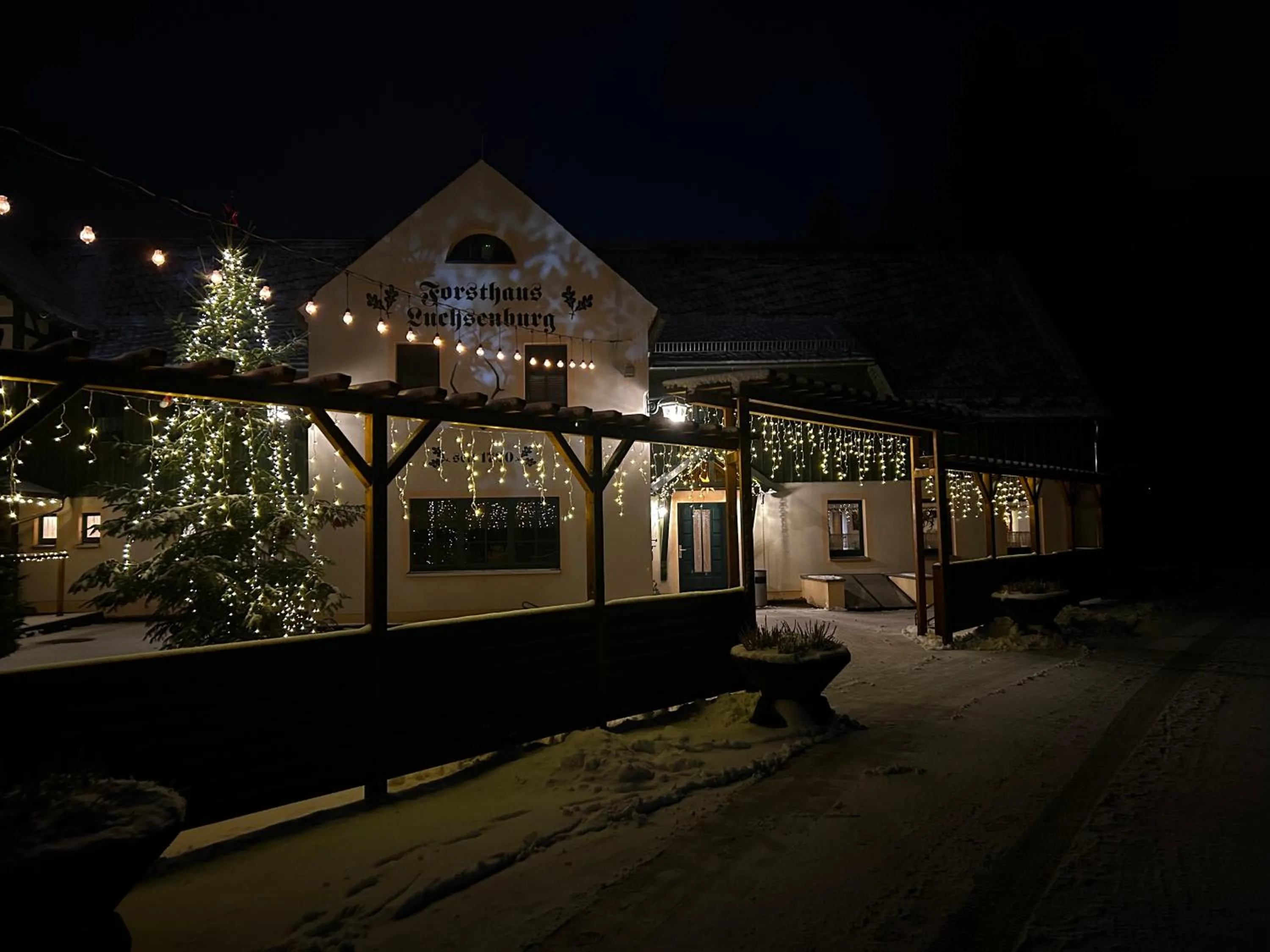 Property building in Forsthaus Luchsenburg