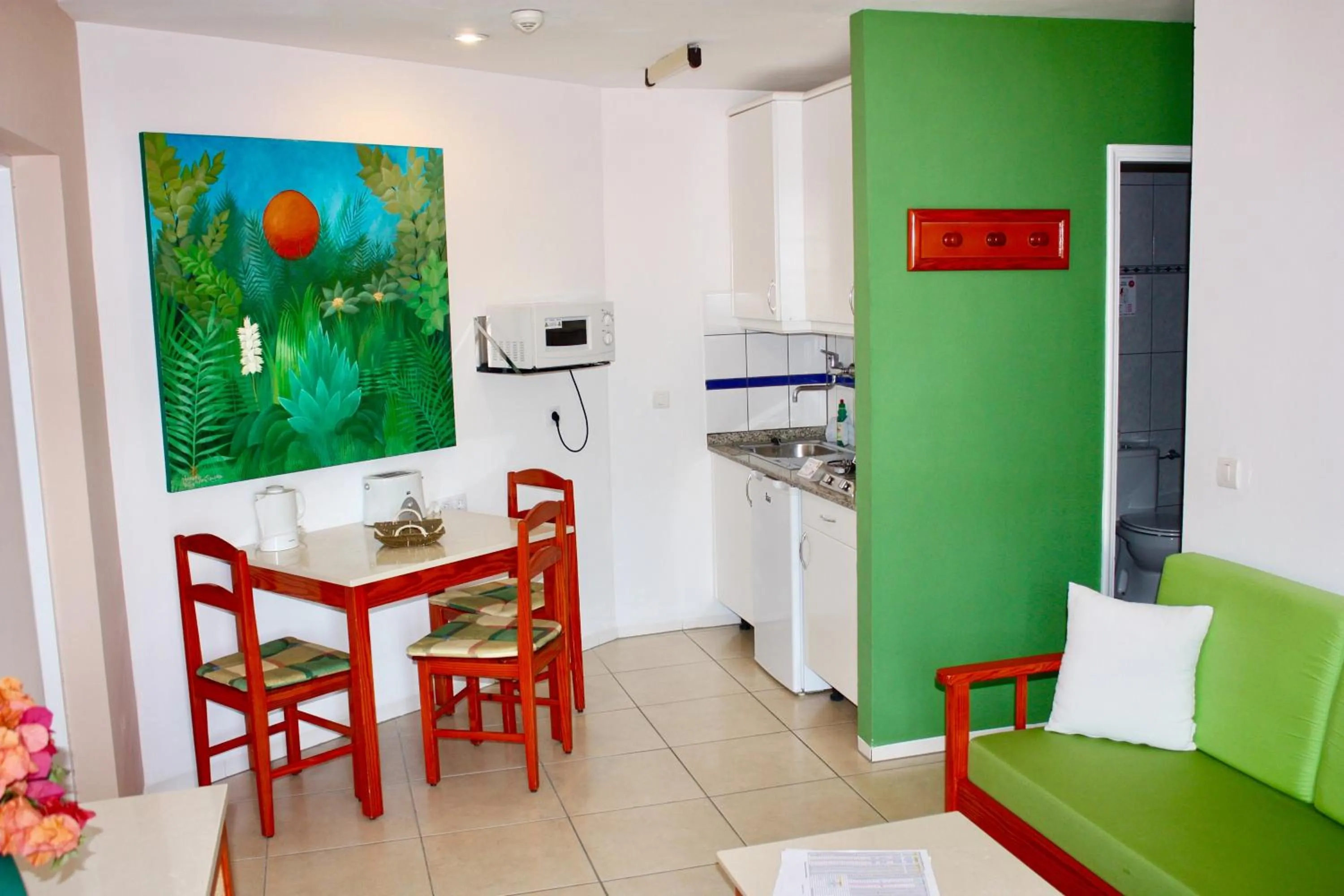 Kitchen or kitchenette in Cura Sol