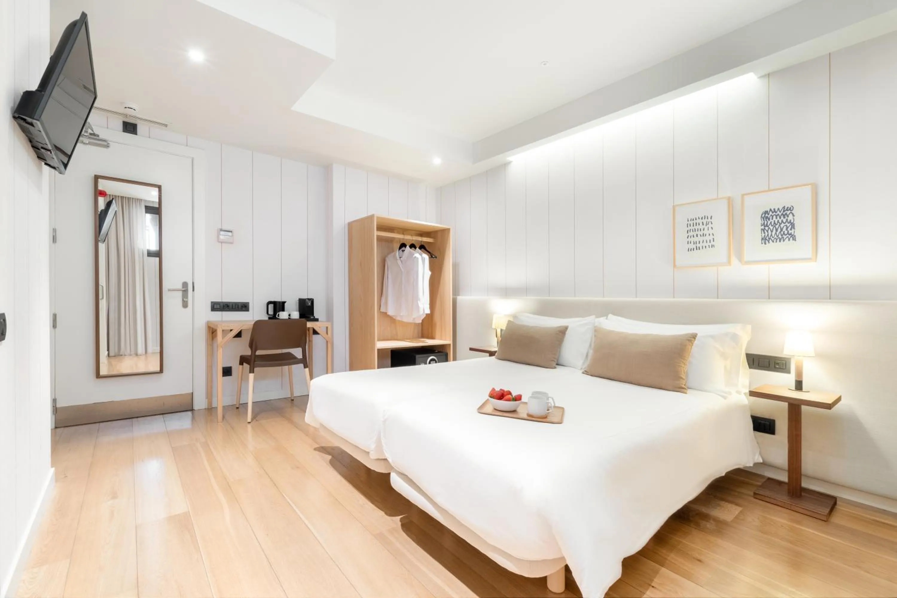 Bed in Casa Bella Gracia by Aspasios