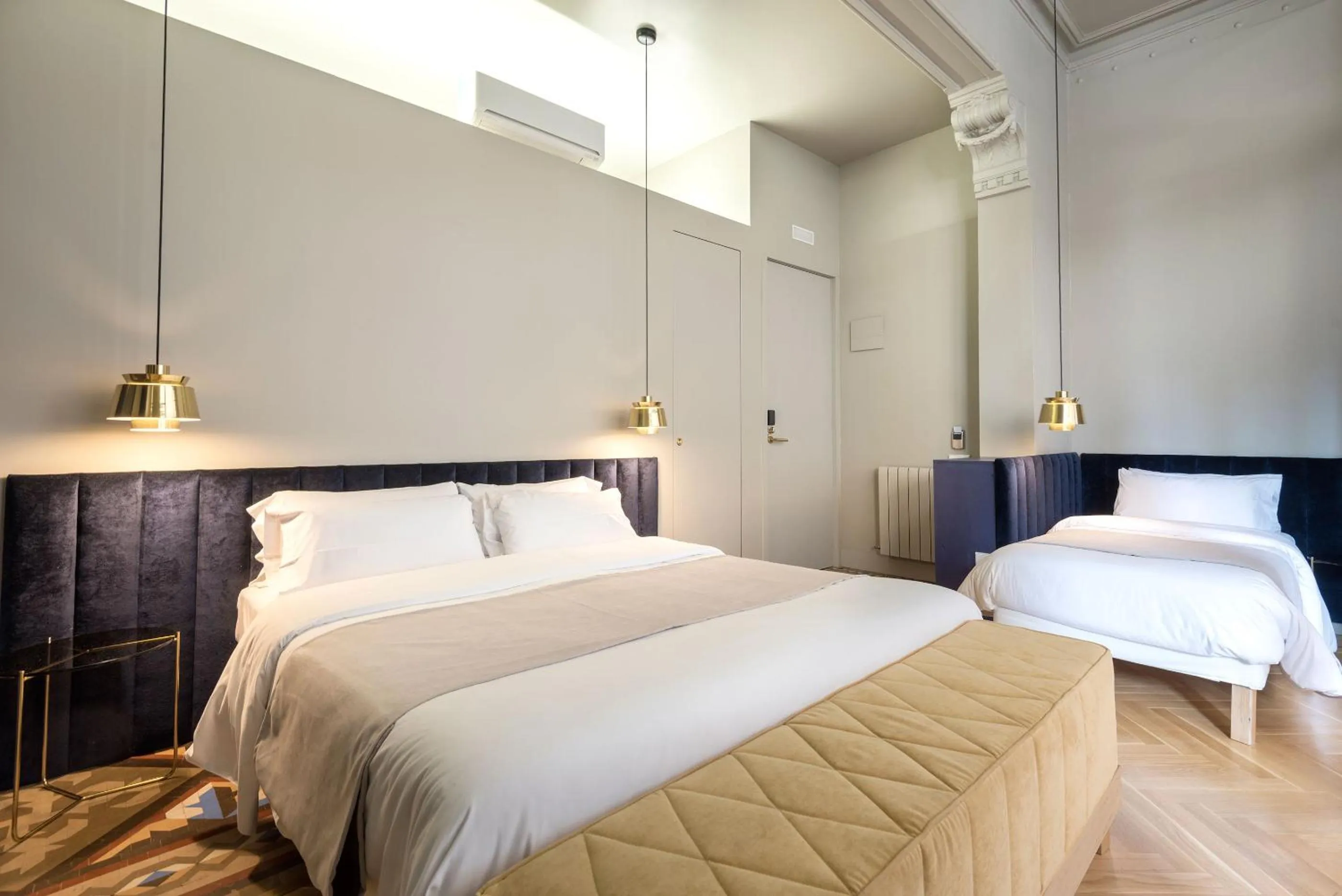 Shower, Bed in BUHO Boutique Rooms