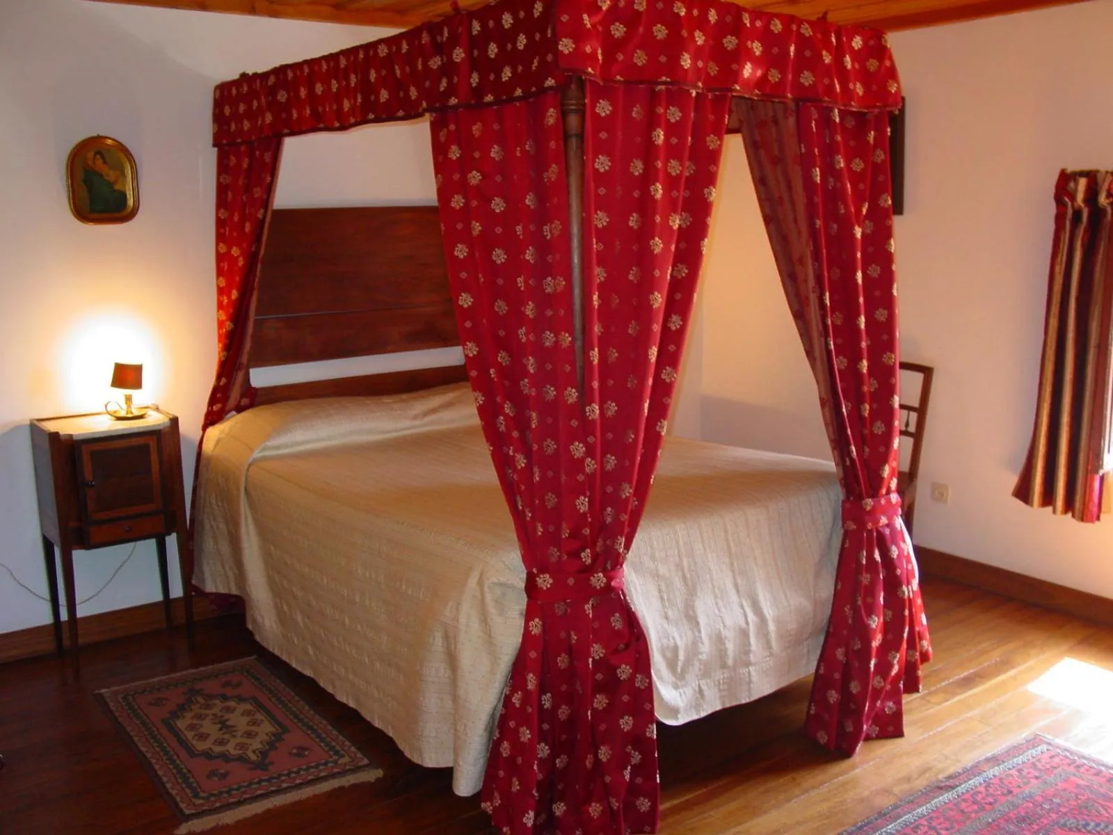 Bed in Paço de S.Cipriano