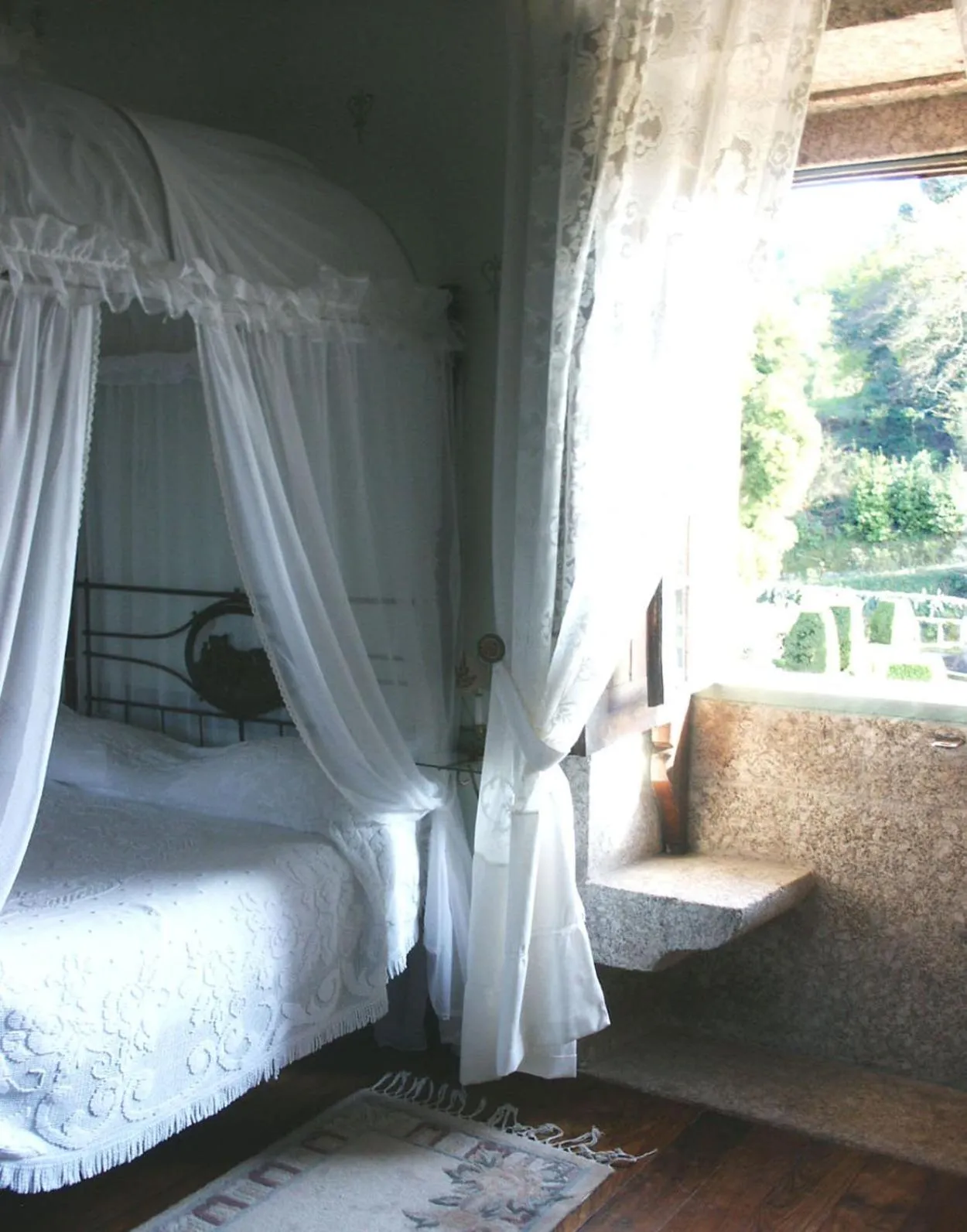 Bed in Paço de S.Cipriano