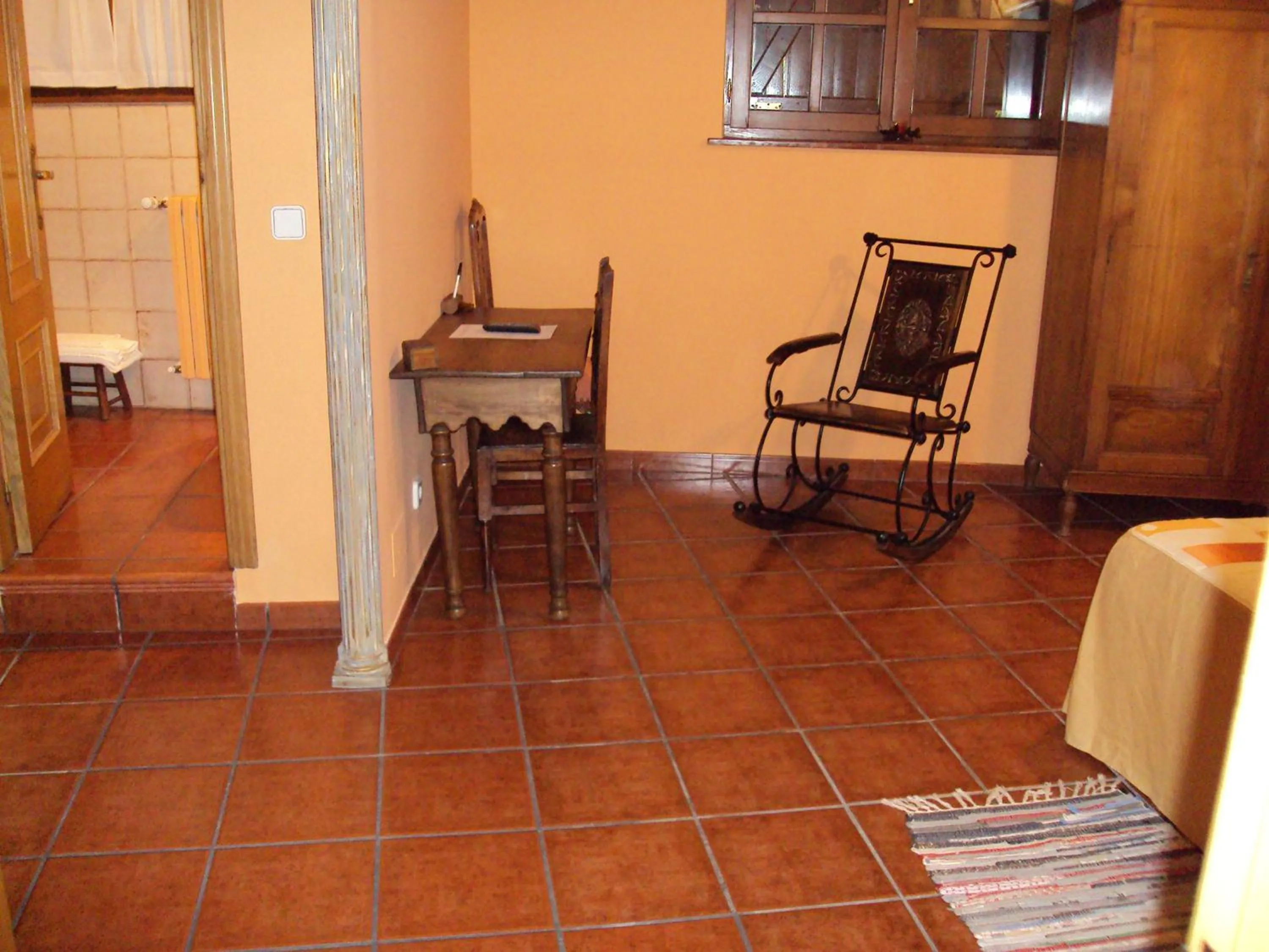 Seating area in Hotel Rural Valle de Ancares