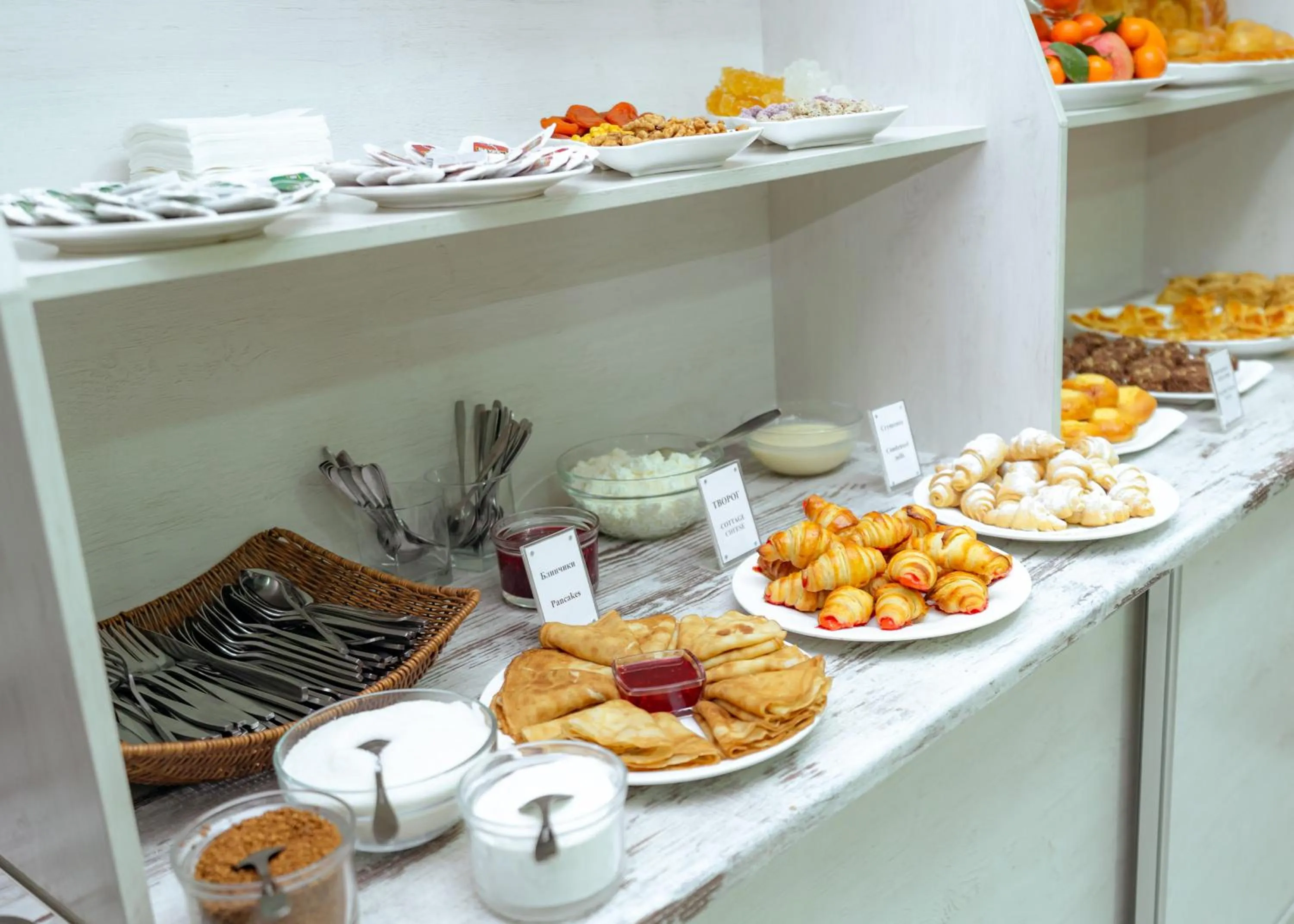 Buffet breakfast in Diamond Hotel Tashkent