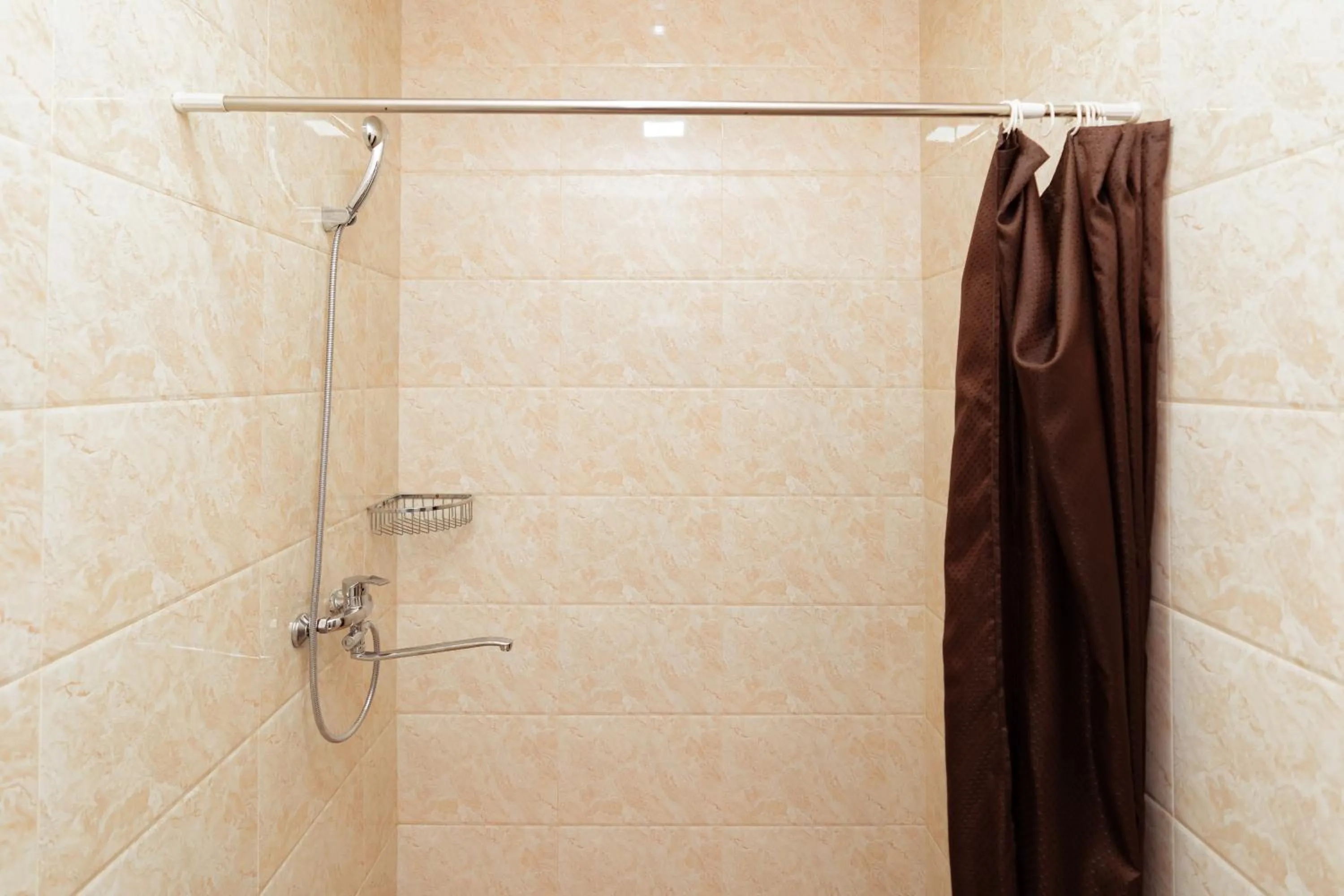Shower in Diamond Hotel Tashkent