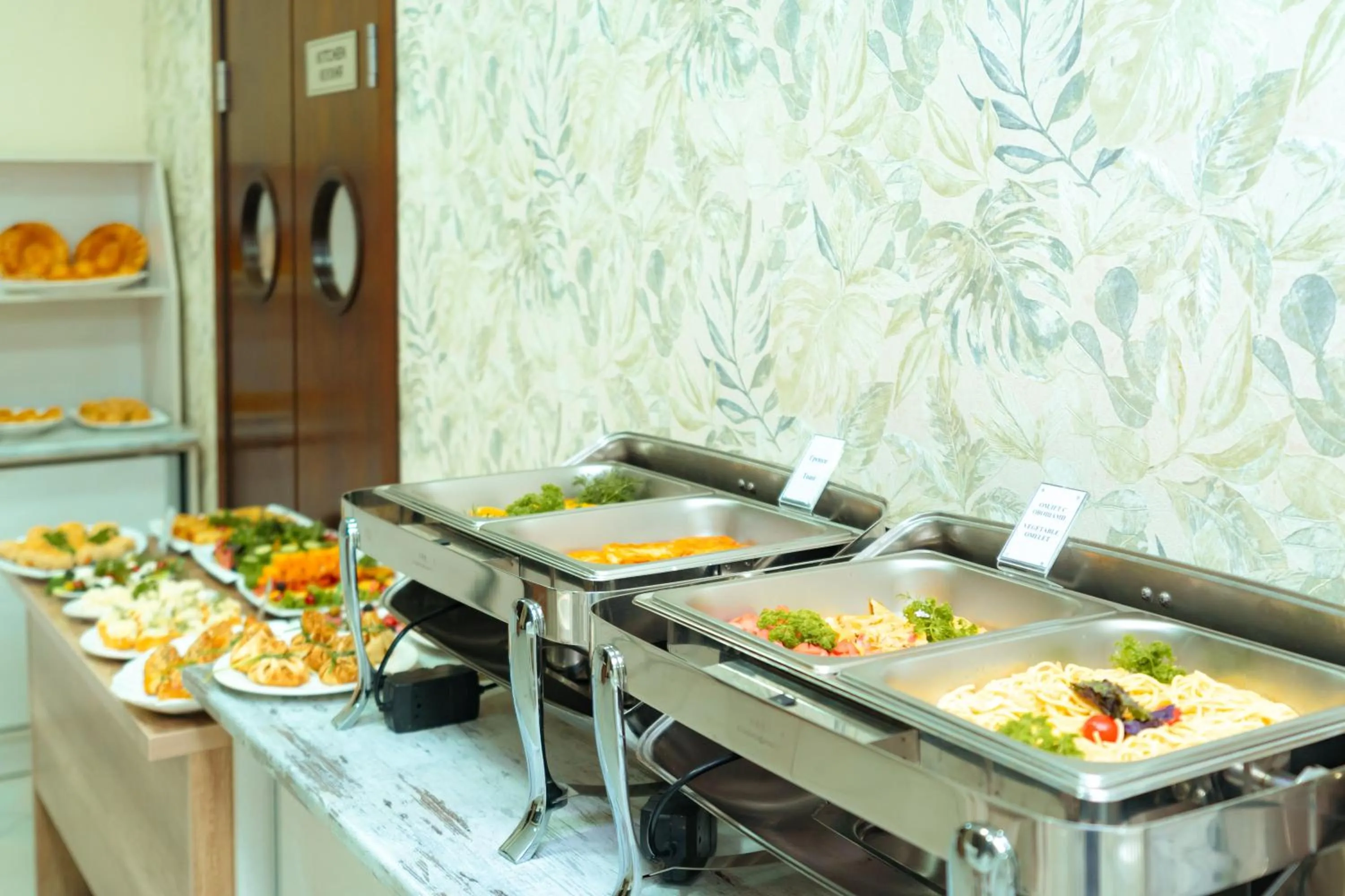 Buffet breakfast in Diamond Hotel Tashkent