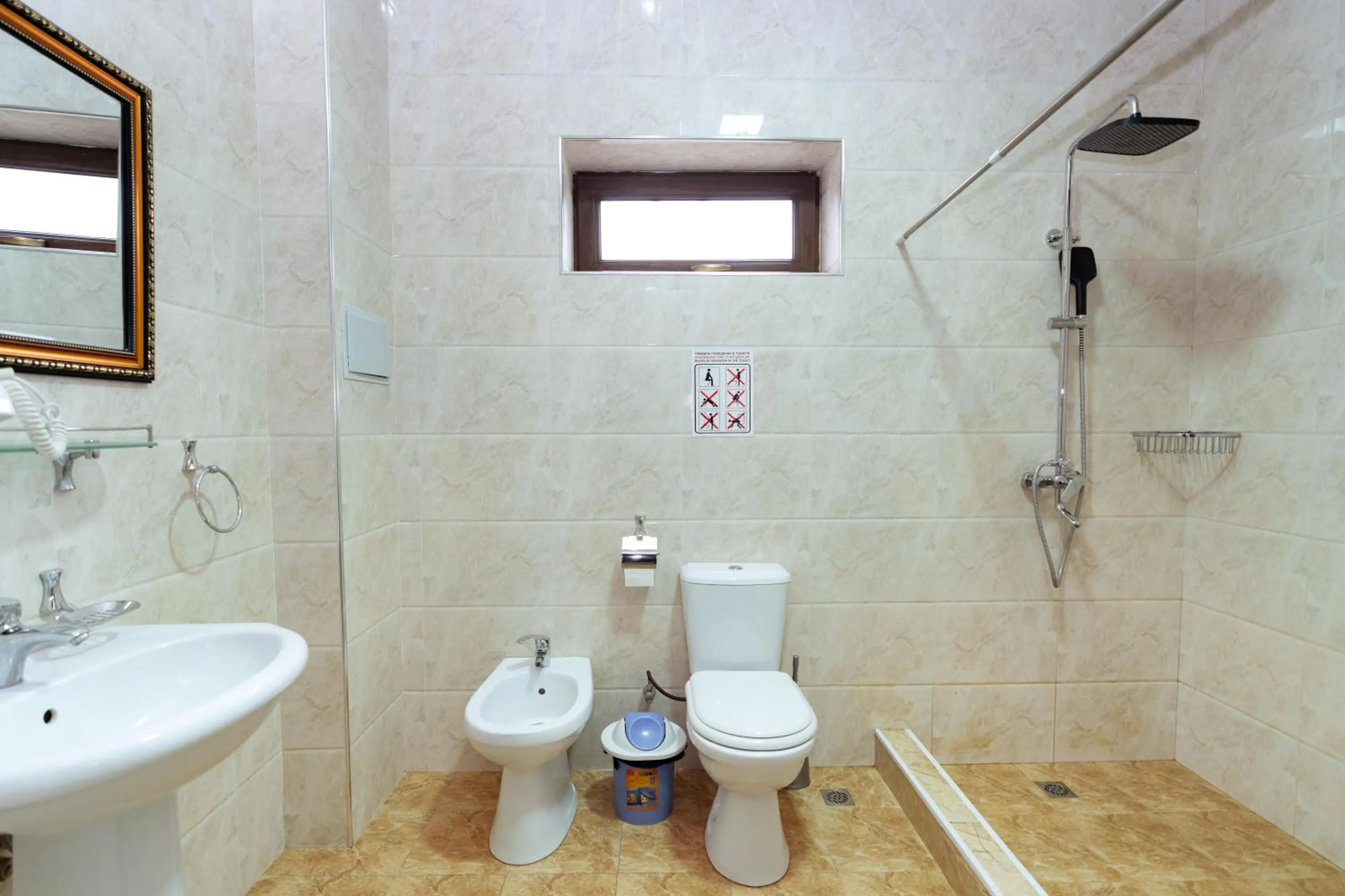 Shower in Diamond Hotel Tashkent