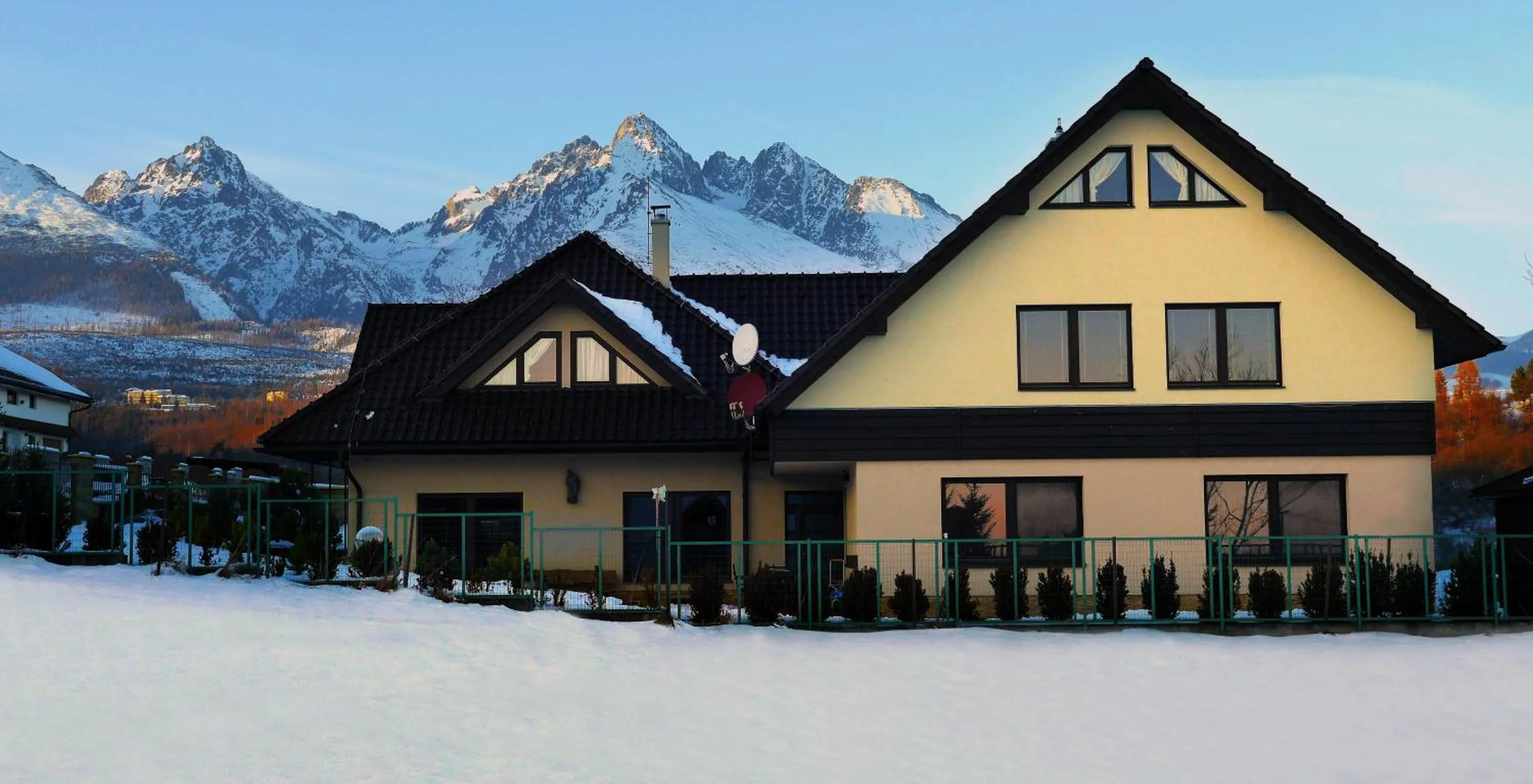 Property building in Apartmány Vista