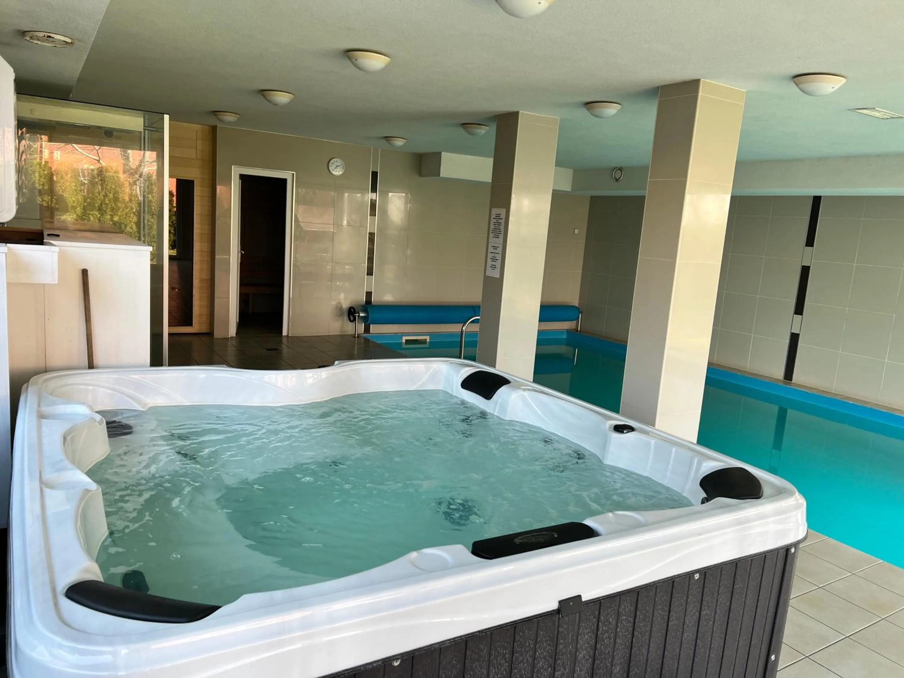 Hot Tub in Wellness Dorina