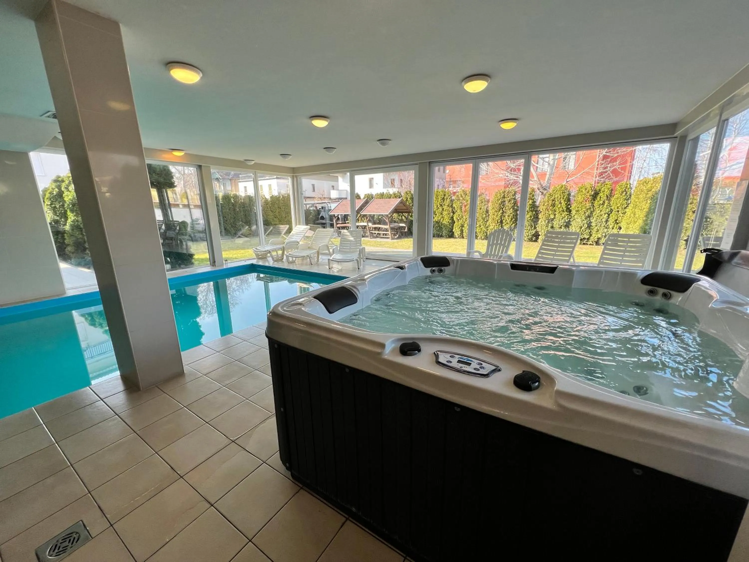 Swimming pool in Wellness Dorina
